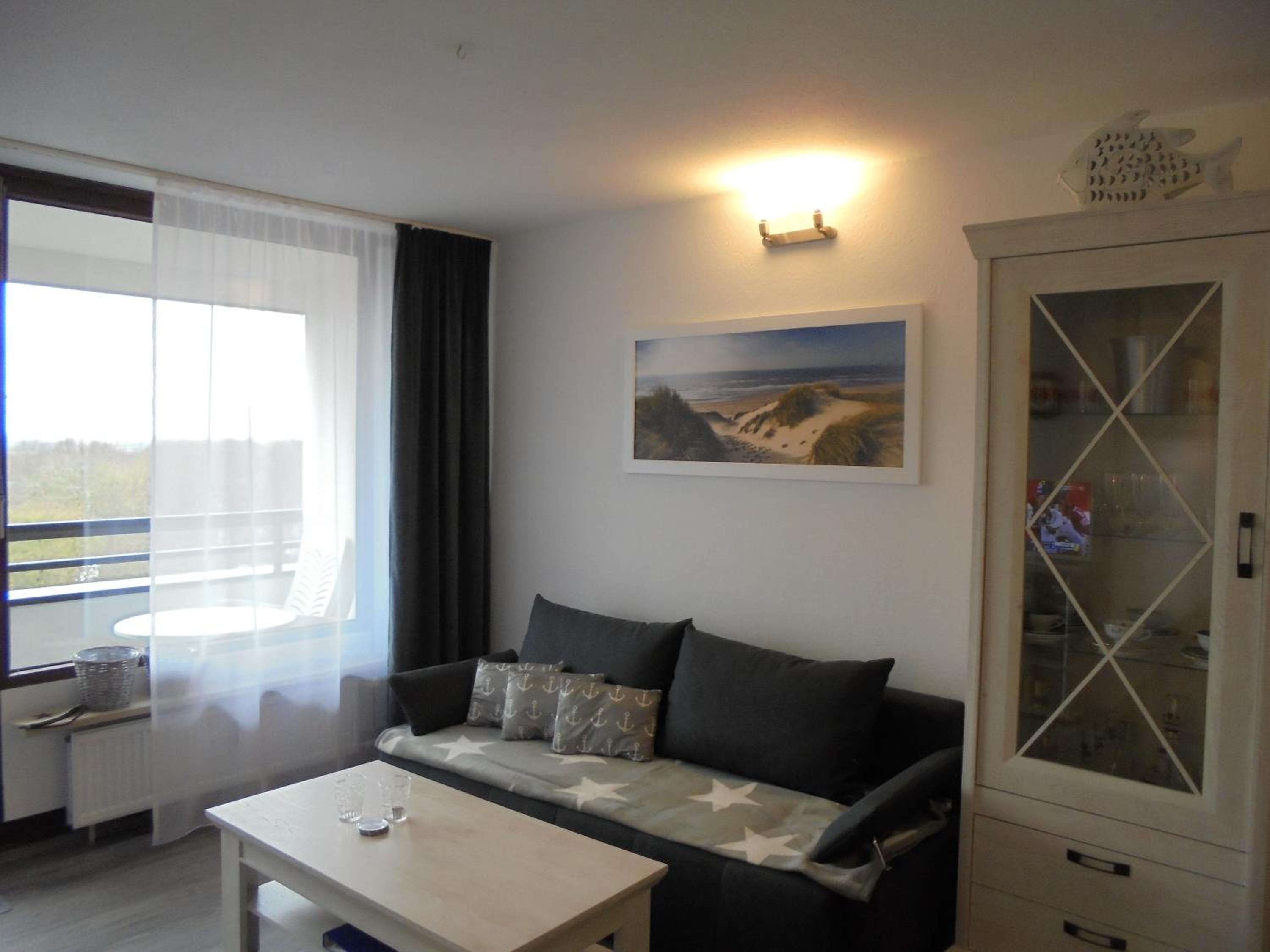 Apartment with Balcony photo 1
