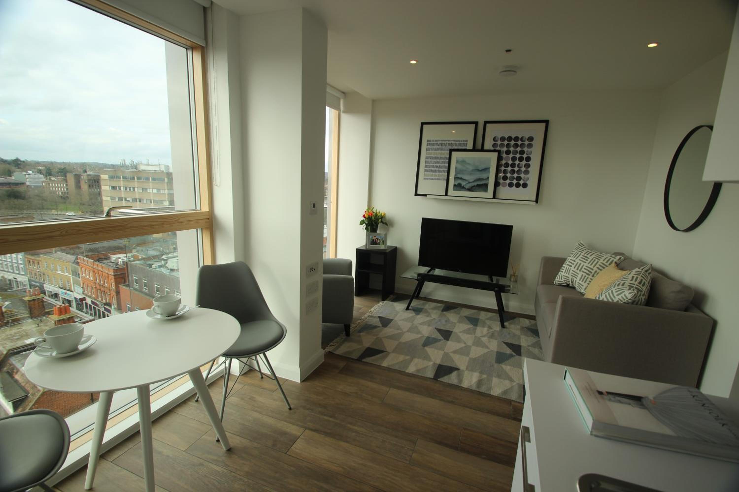 Studio Apartment photo 1