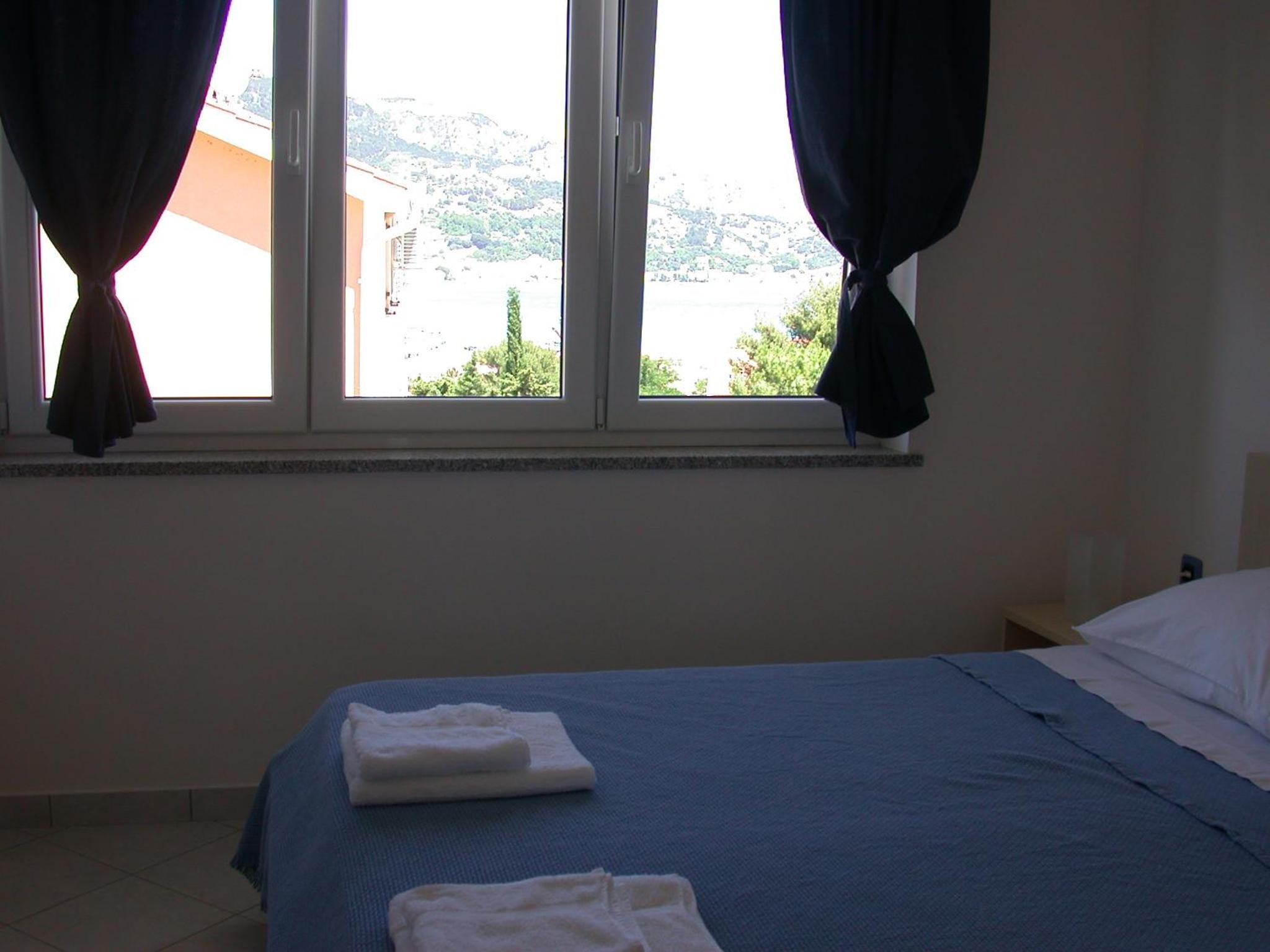 One-Bedroom Apartment with Balcony