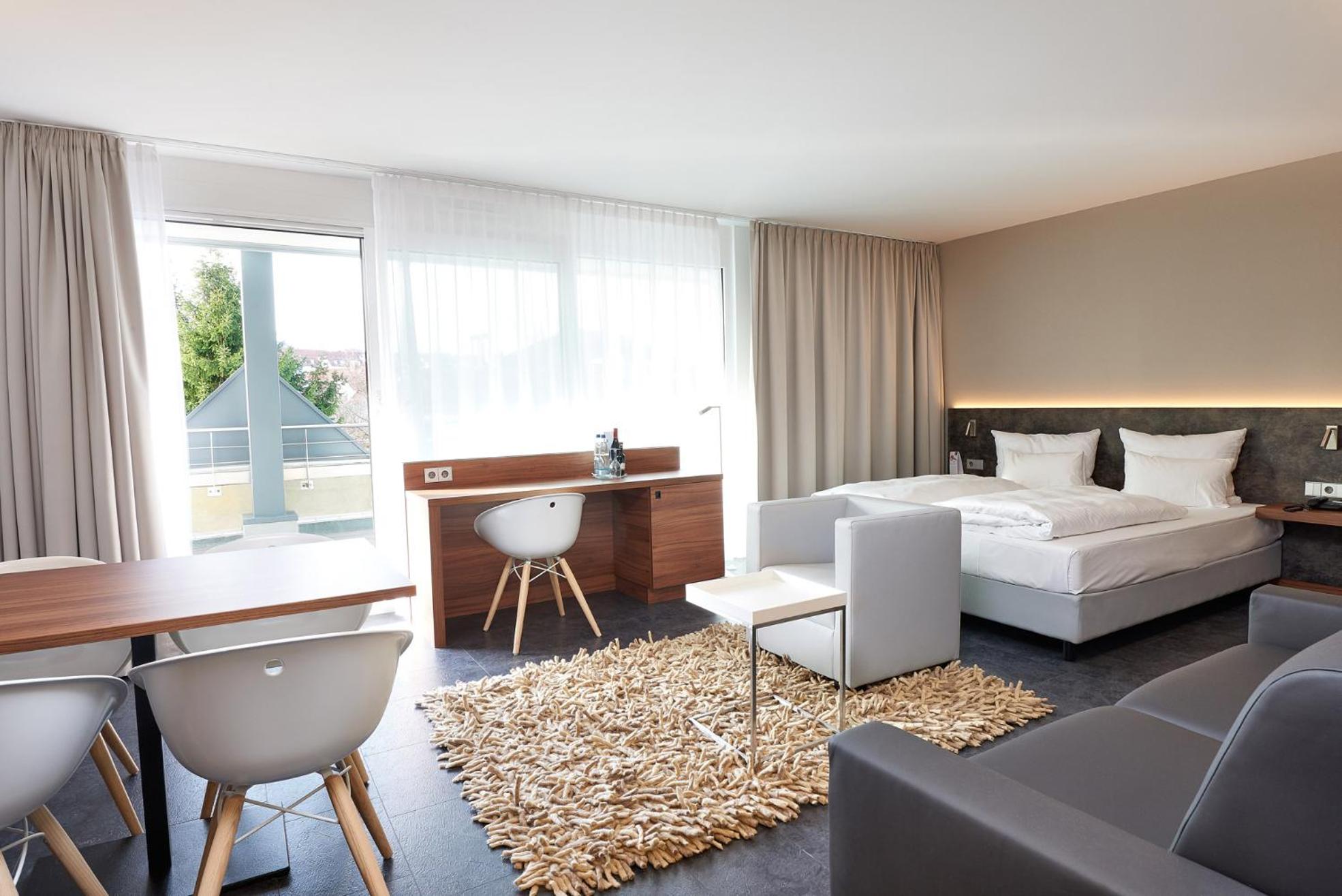 Suite with Terrace - Photo 1