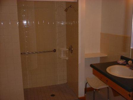 Double or Twin Room with Lake View - Disability Access photo 3