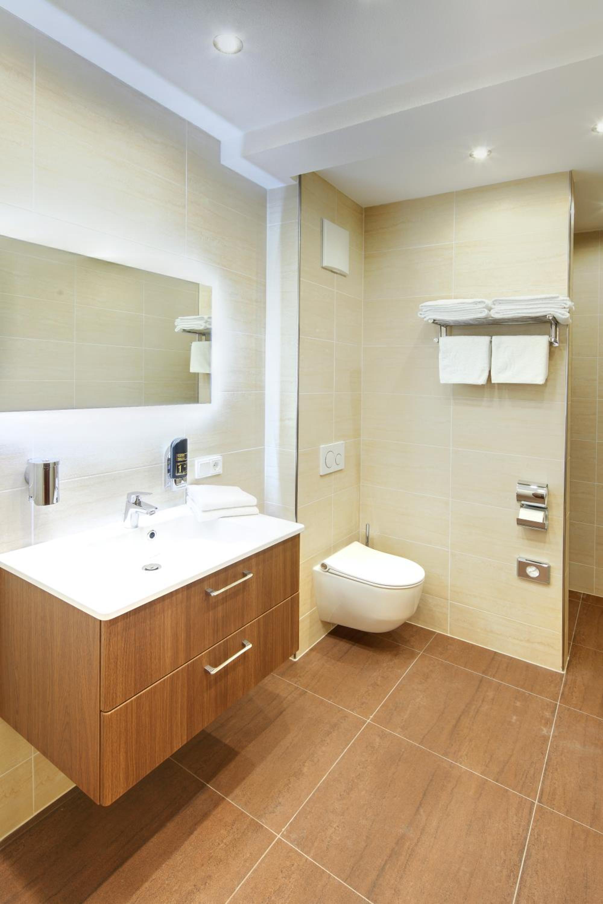 Double Room - Photo 3