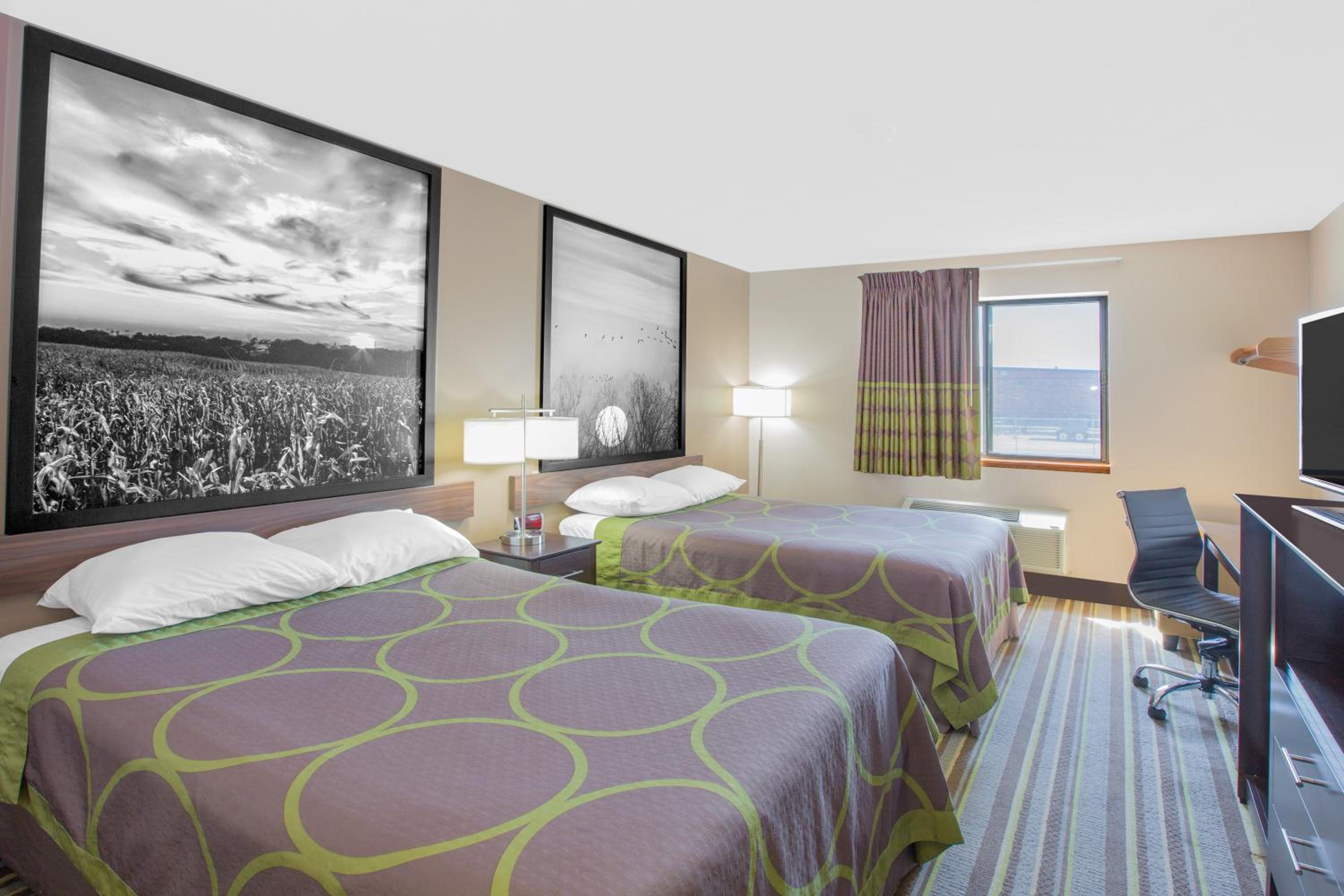 Deluxe Double Room with Two Double Beds - Non-Smoking - Photo 1