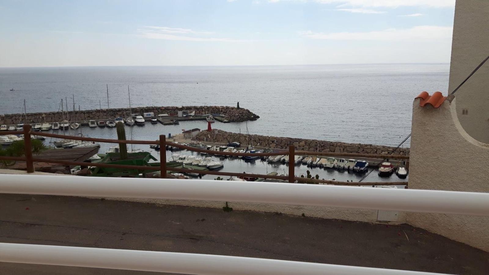 Twin Room with Sea View photo 2