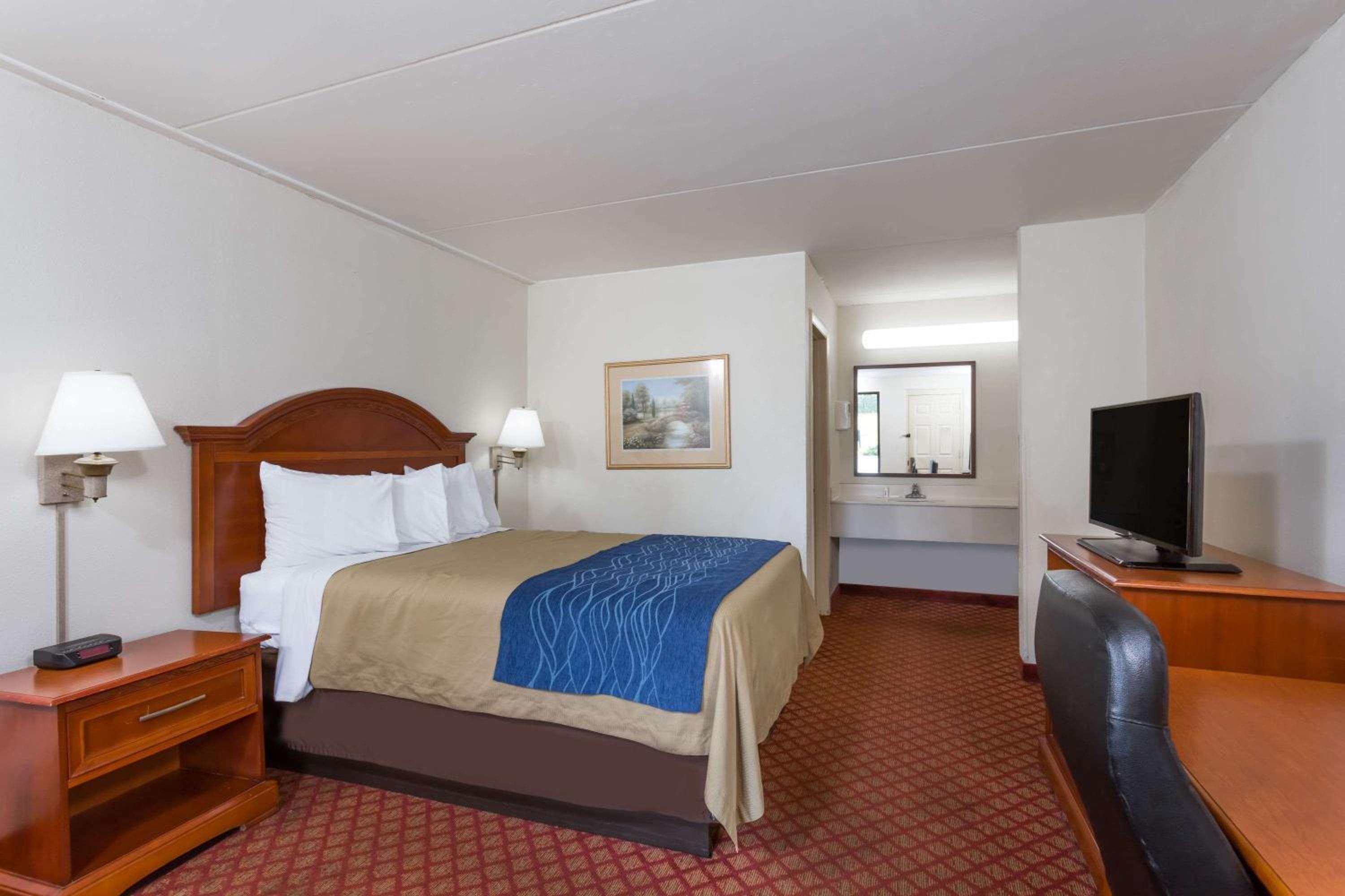 Double Room - Smoking photo 2
