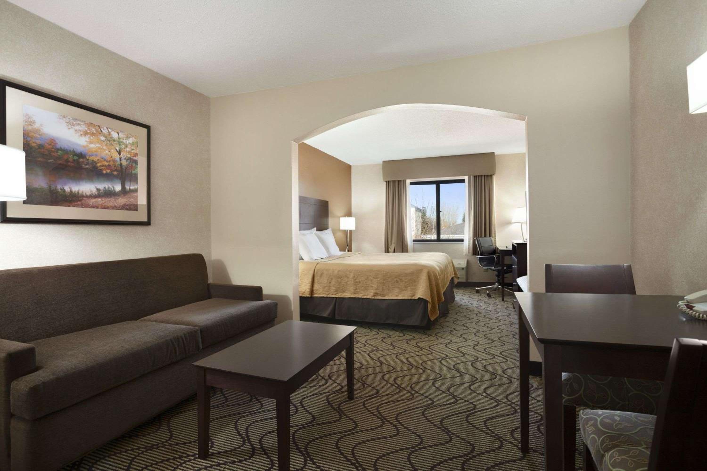 King Studio Suite, Non-Smoking - Photo 1