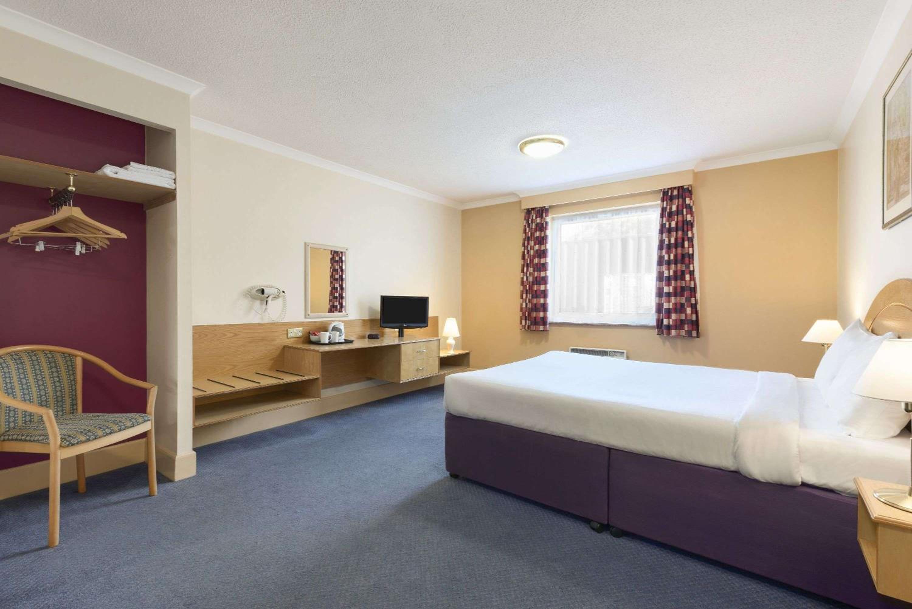 Double Room - Photo 2