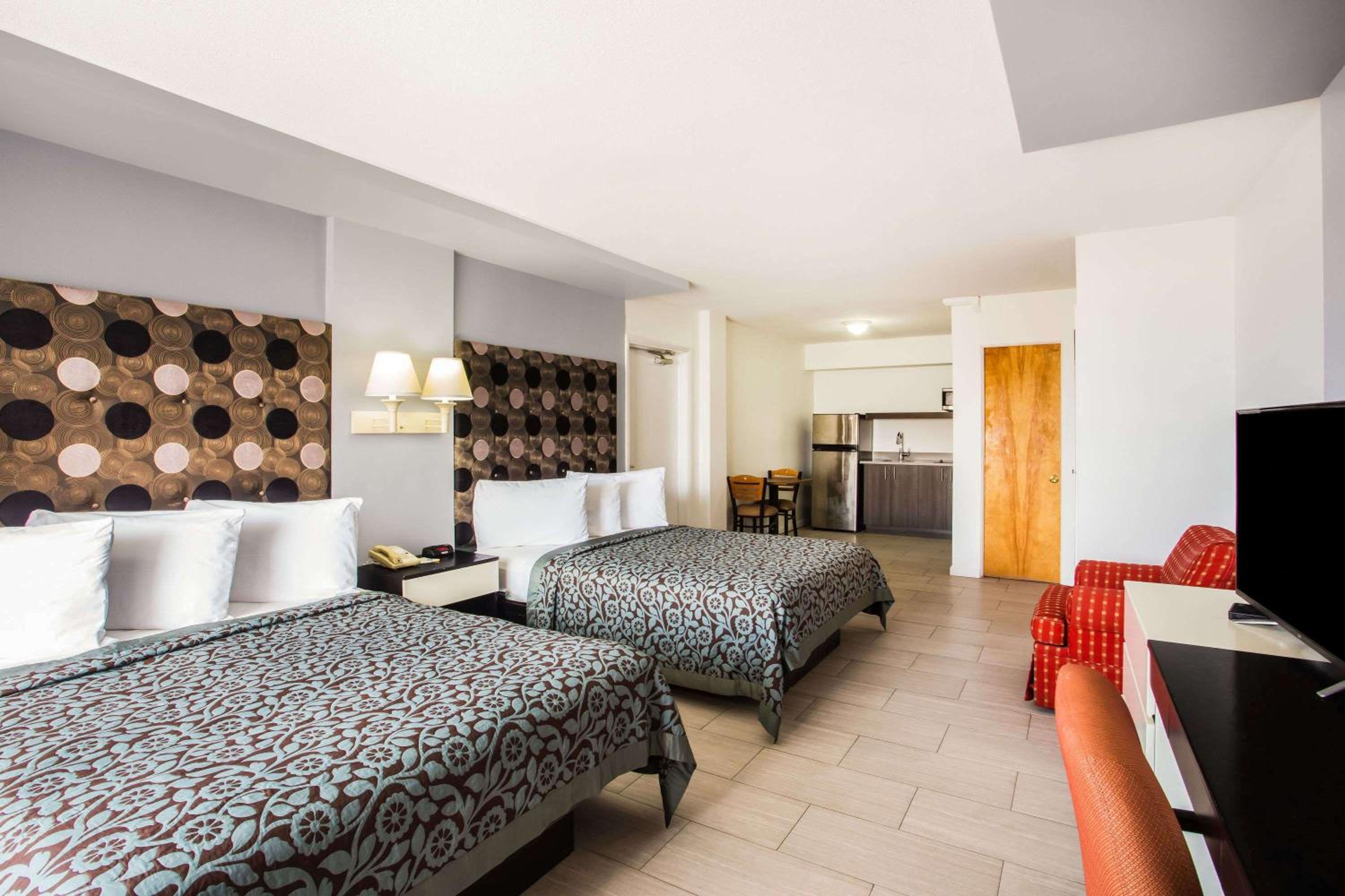 Queen Room with Two Queen Beds - Non-Smoking