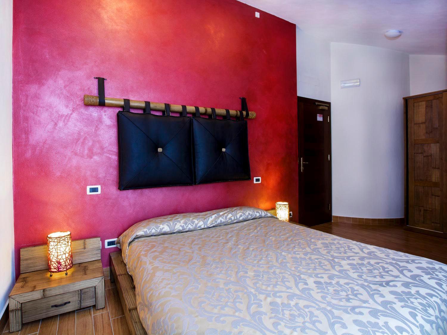 Queen Room with Balcony photo 1