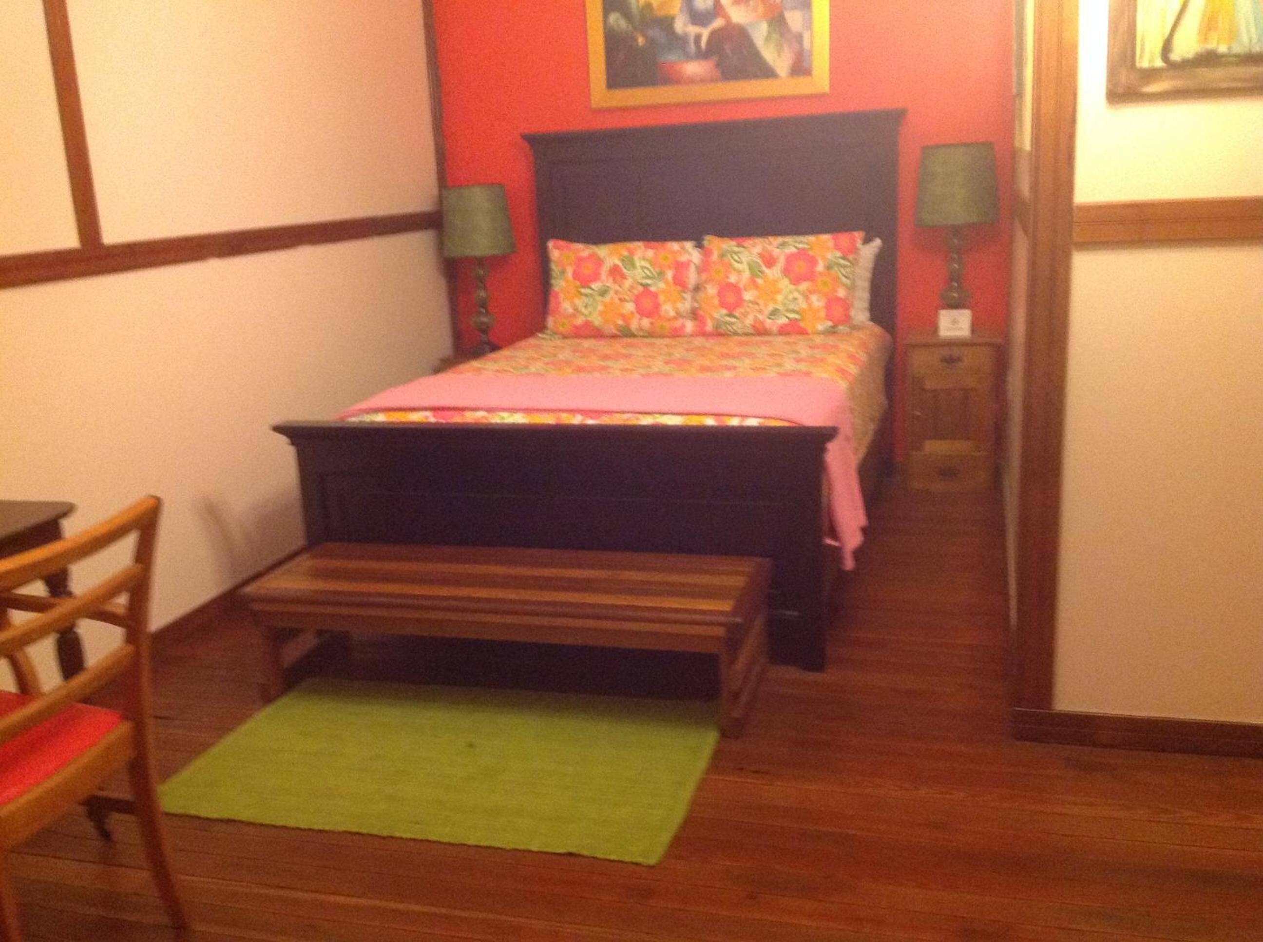 Queen Room - Non-Smoking photo 2