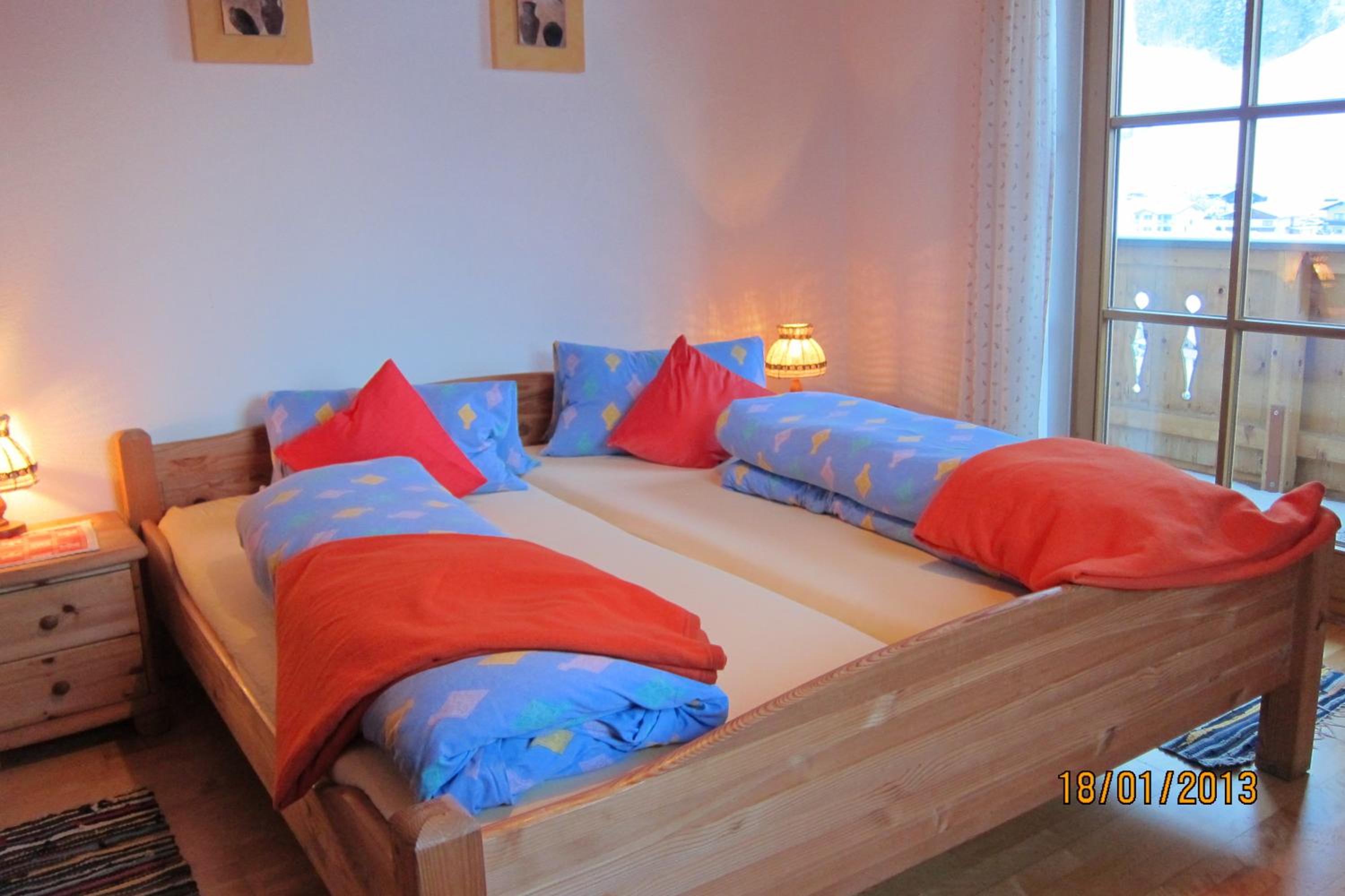 Apartment with Balcony (4-6 Adults) photo 2