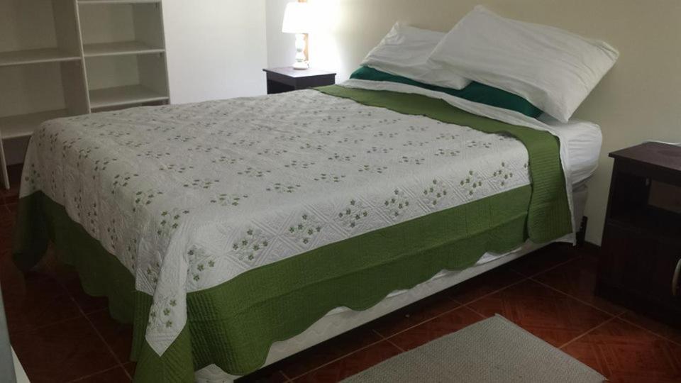 Double Room with Private External Bathroom photo 2