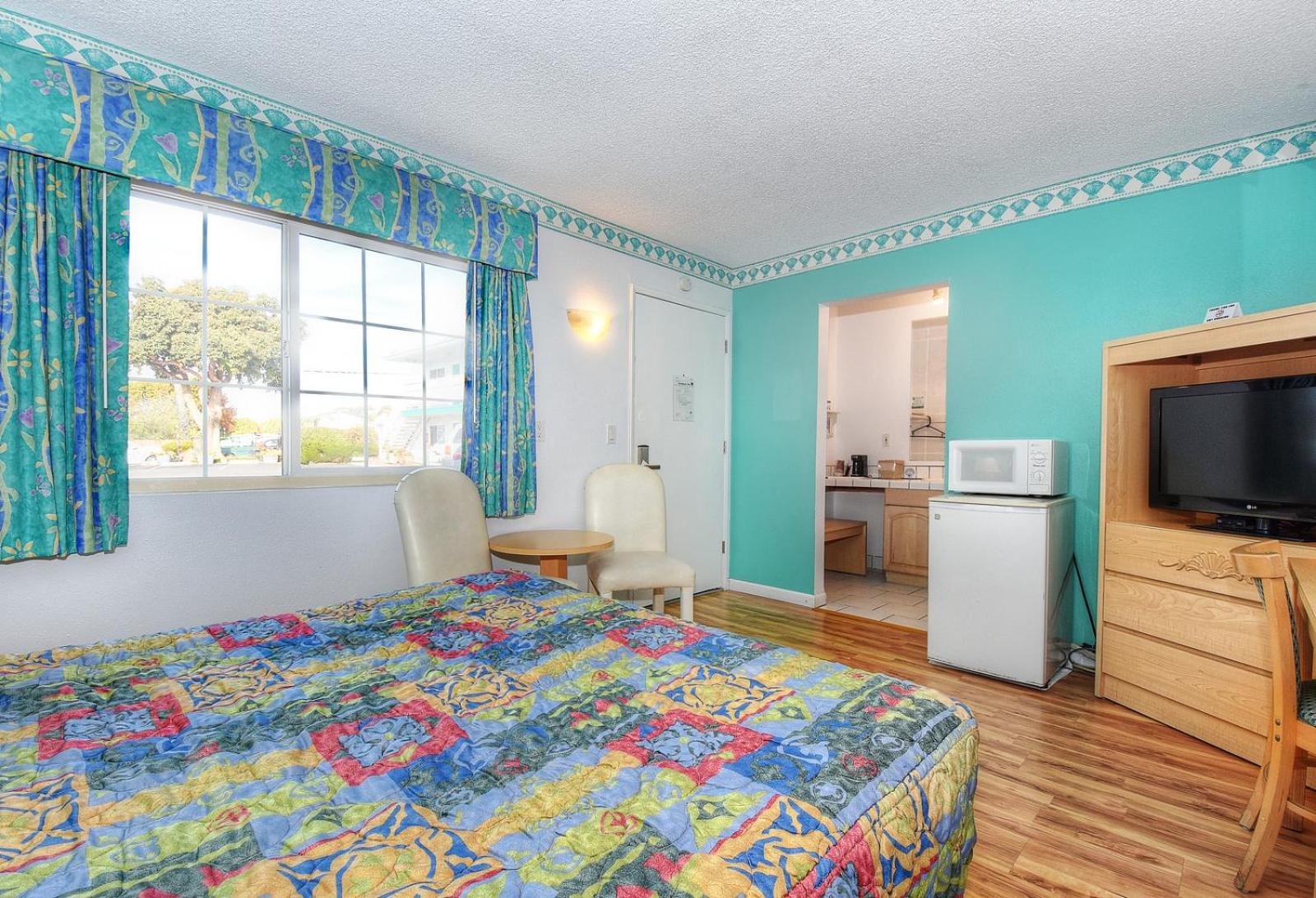 Queen Room - Photo 4