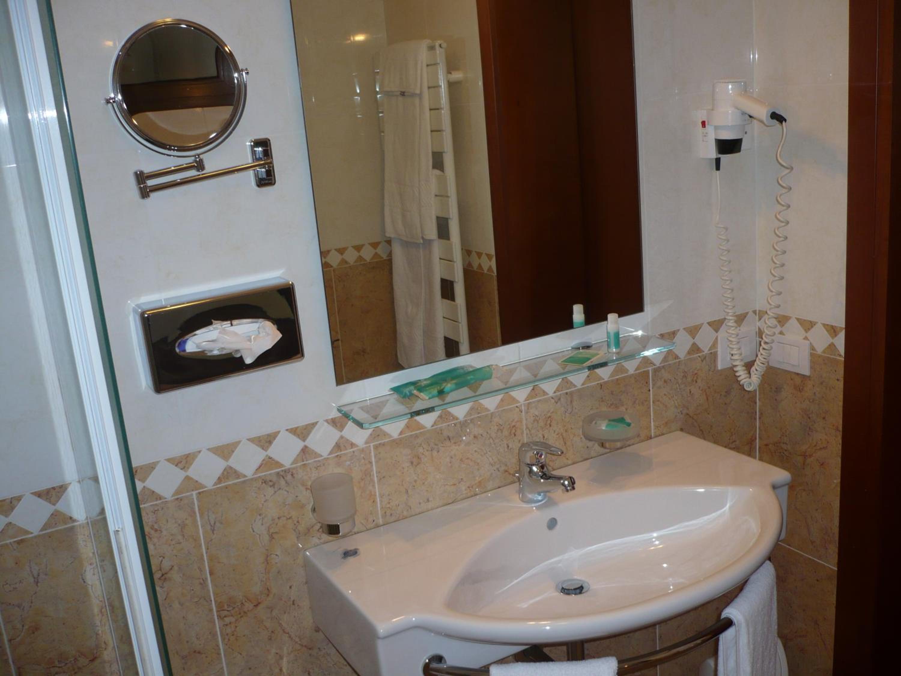 Superior Double Room - Photo 7