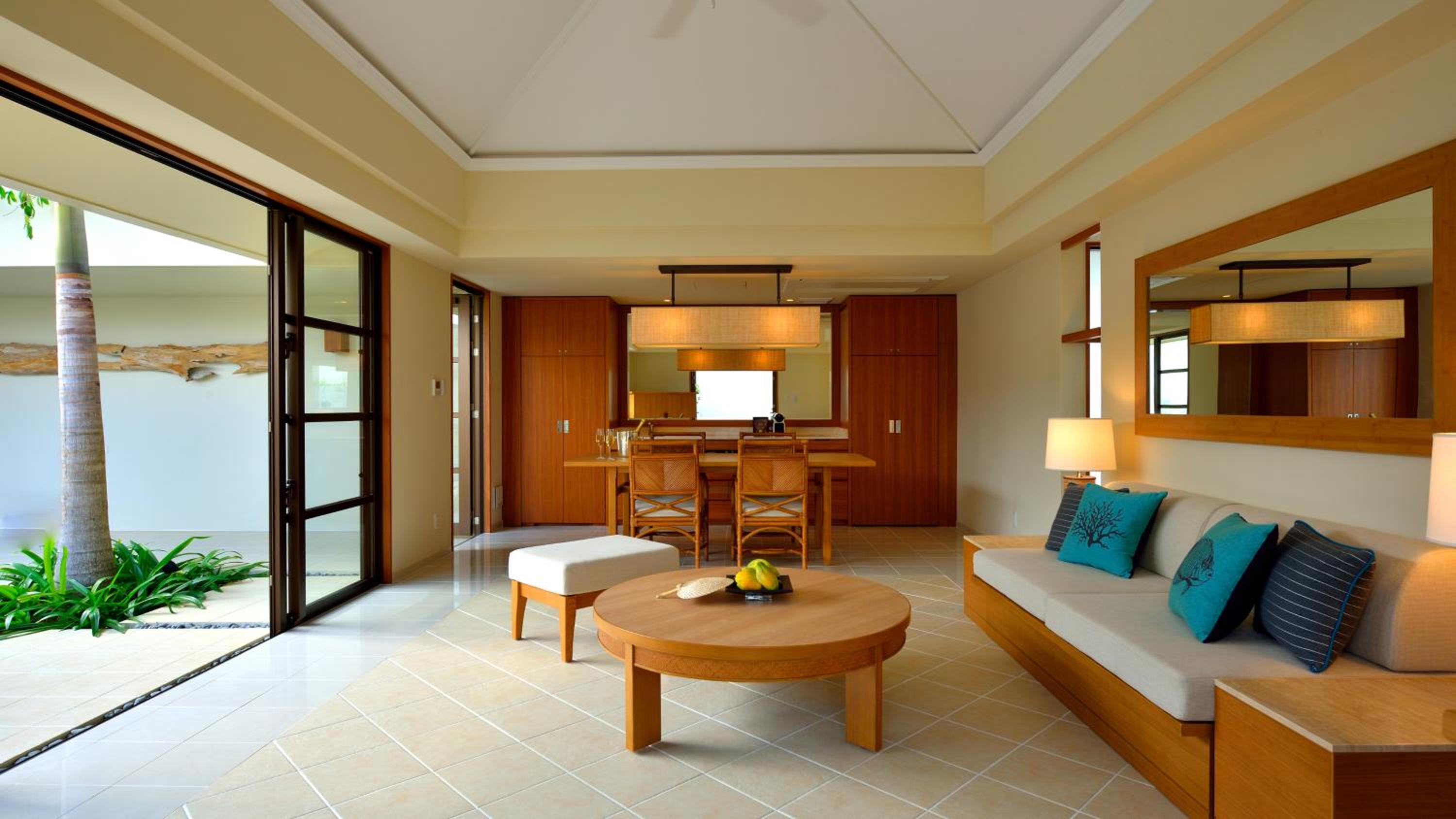 One-Bedroom Villa with King Bed - Non-Smoking