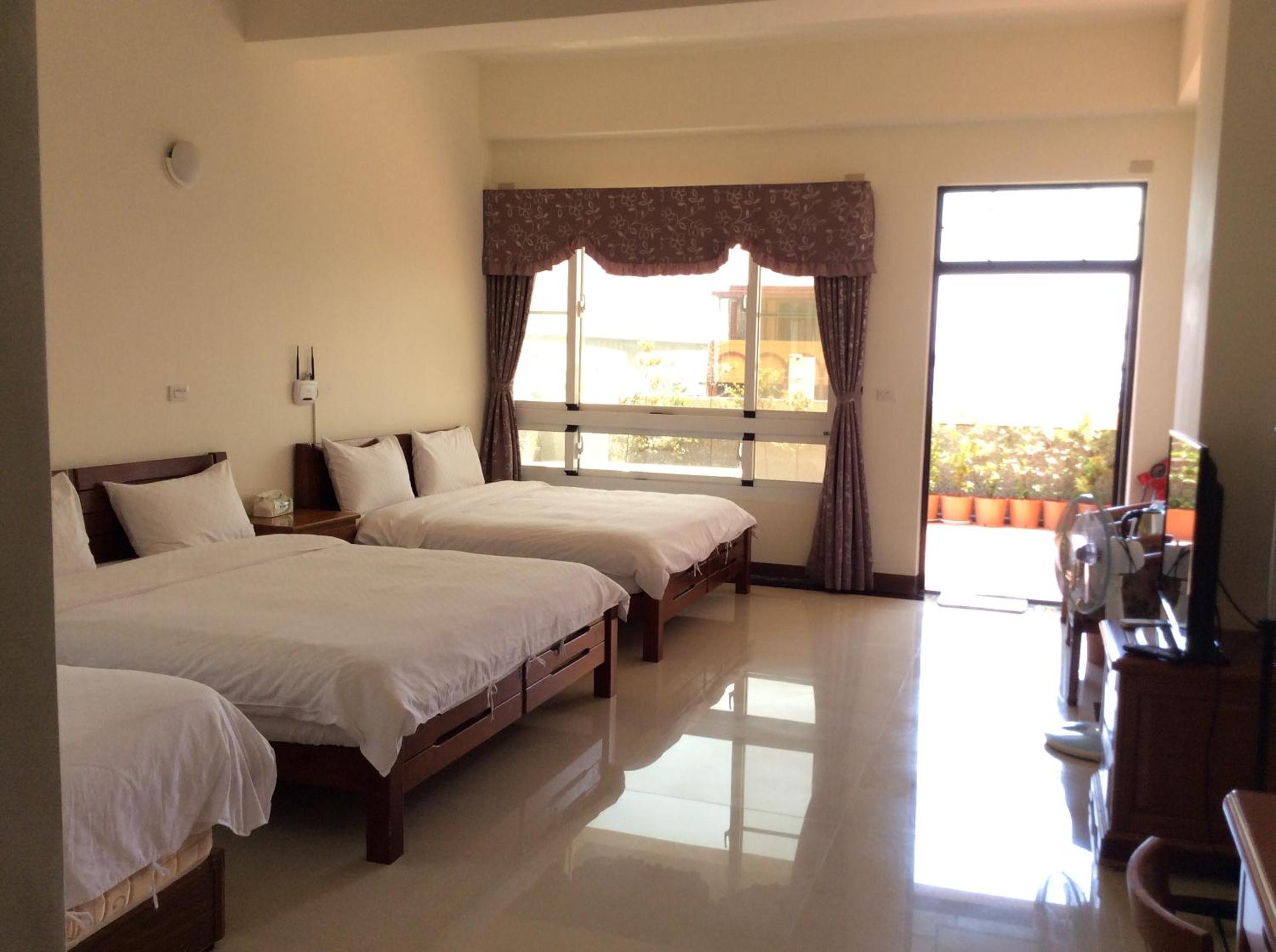 Family Room with Sea View