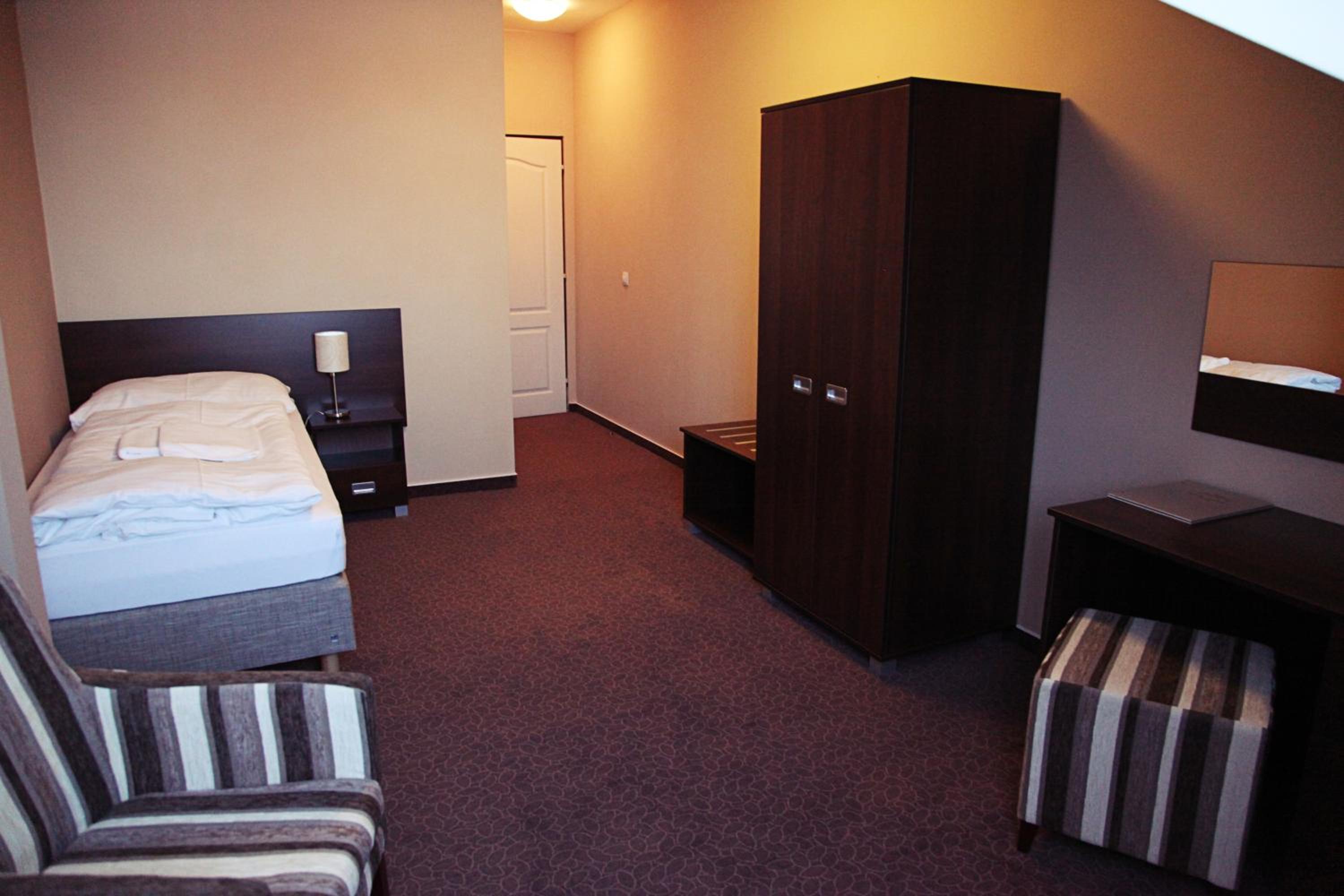 Single Room photo 3