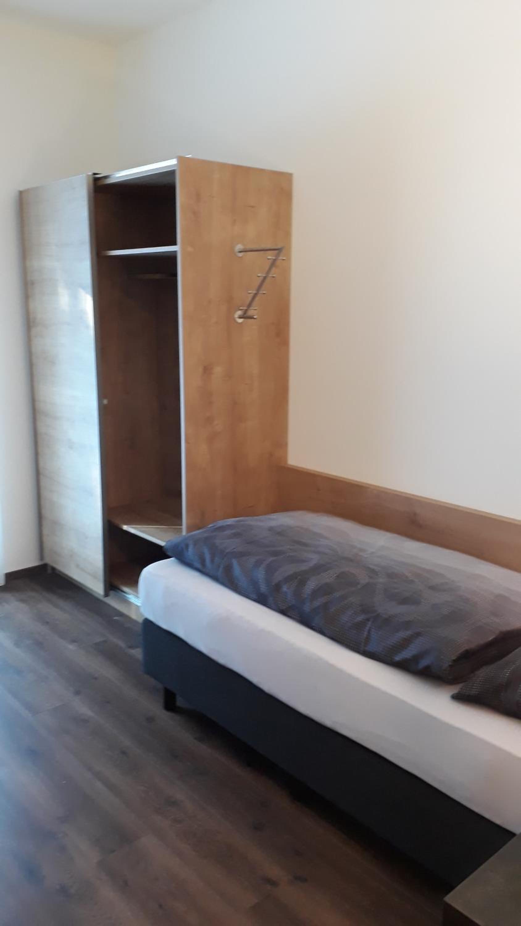 Single Room photo 2