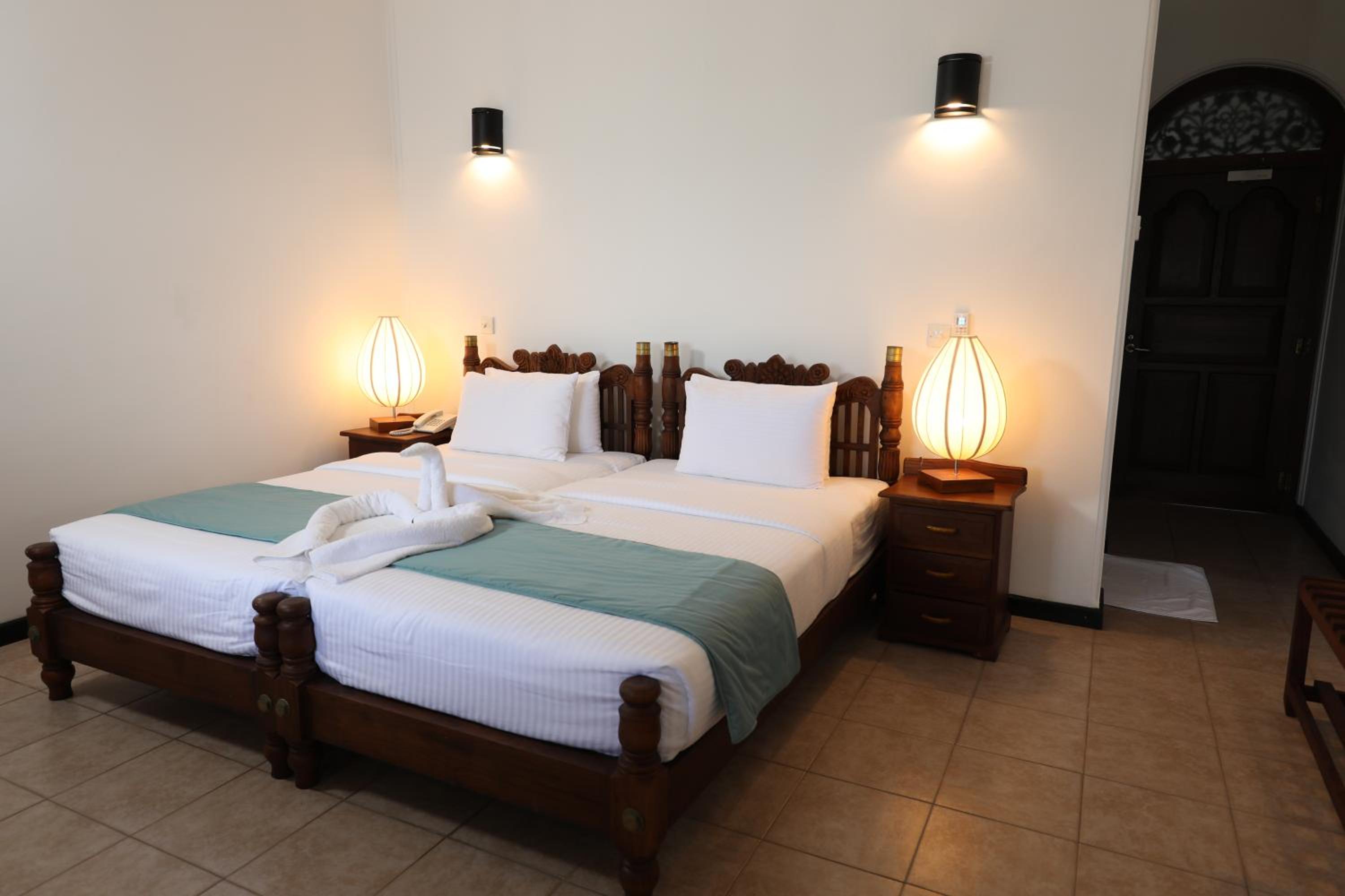 Deluxe Double or Twin Room with Sea View photo 2