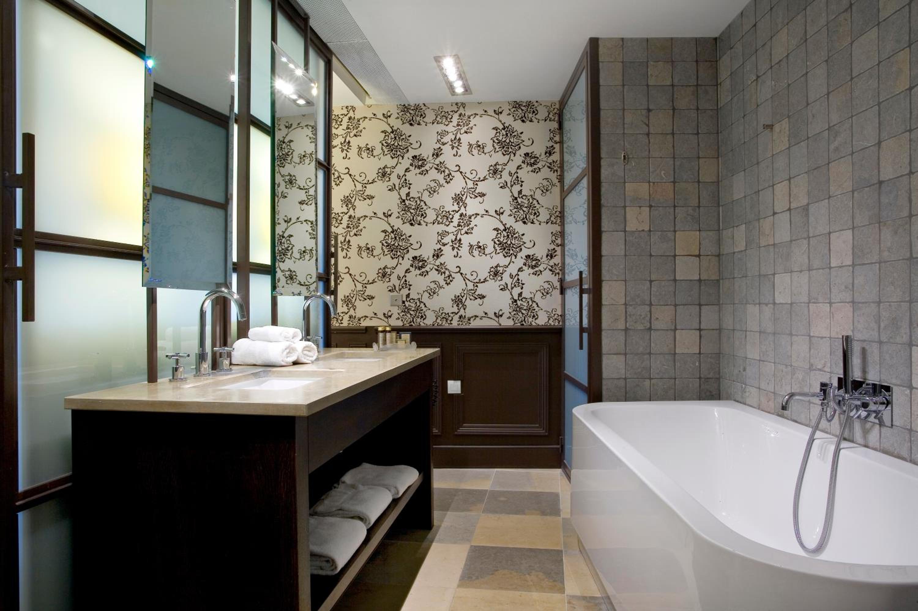 Junior Suite (2 Adults) - Photo 5