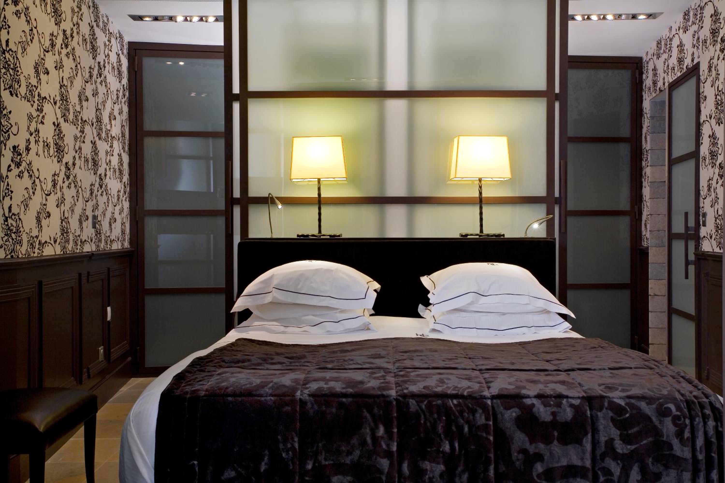 Junior Suite (2 Adults) - Photo 12