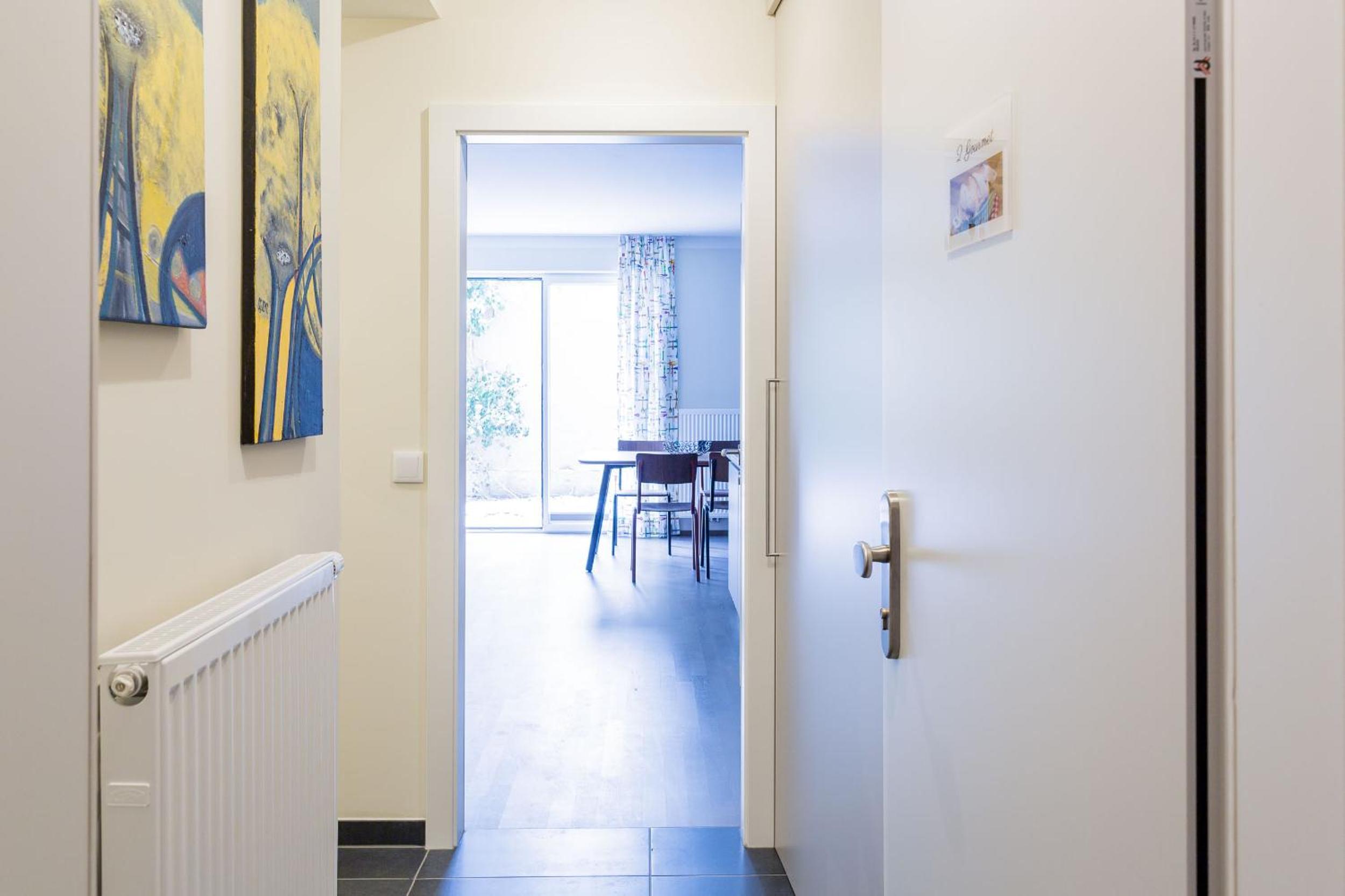 Studio Apartment photo 3