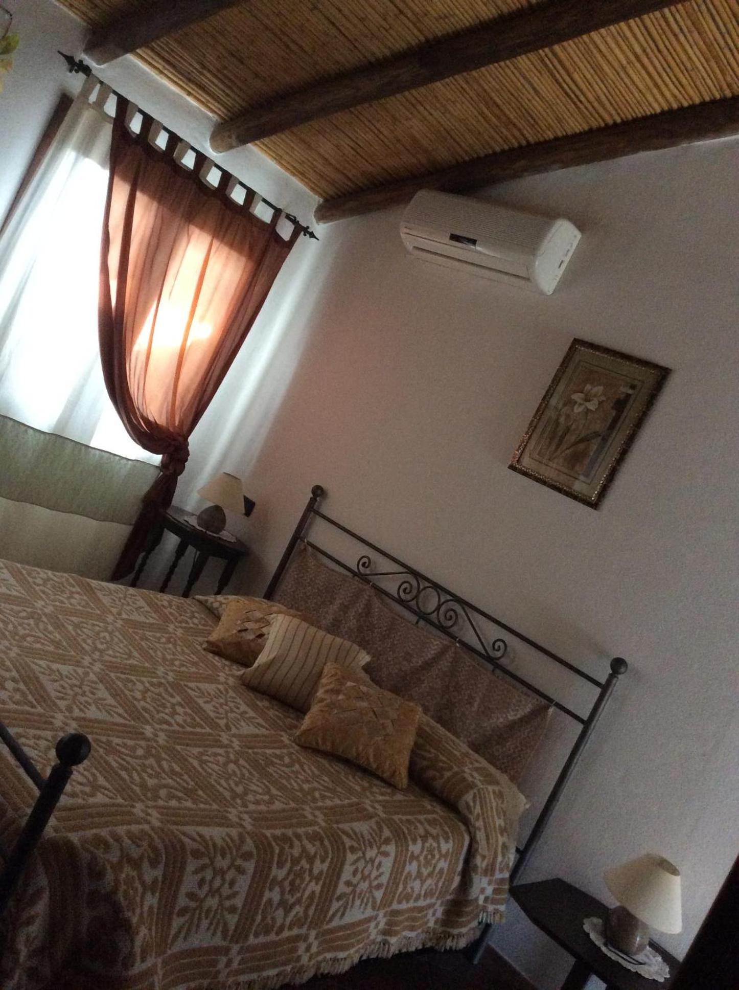 Double Room - Photo 14