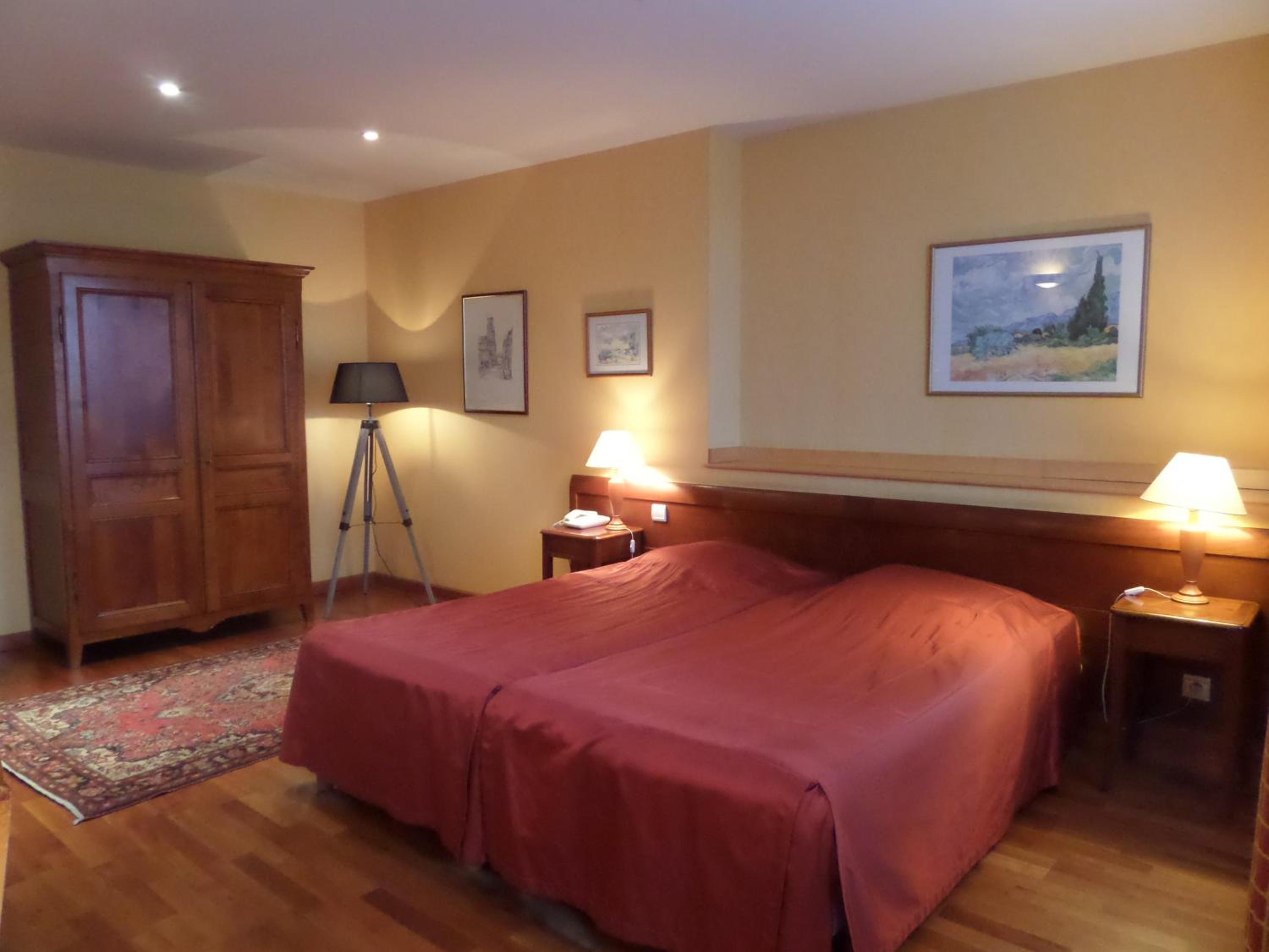 Standard Twin Room photo 2
