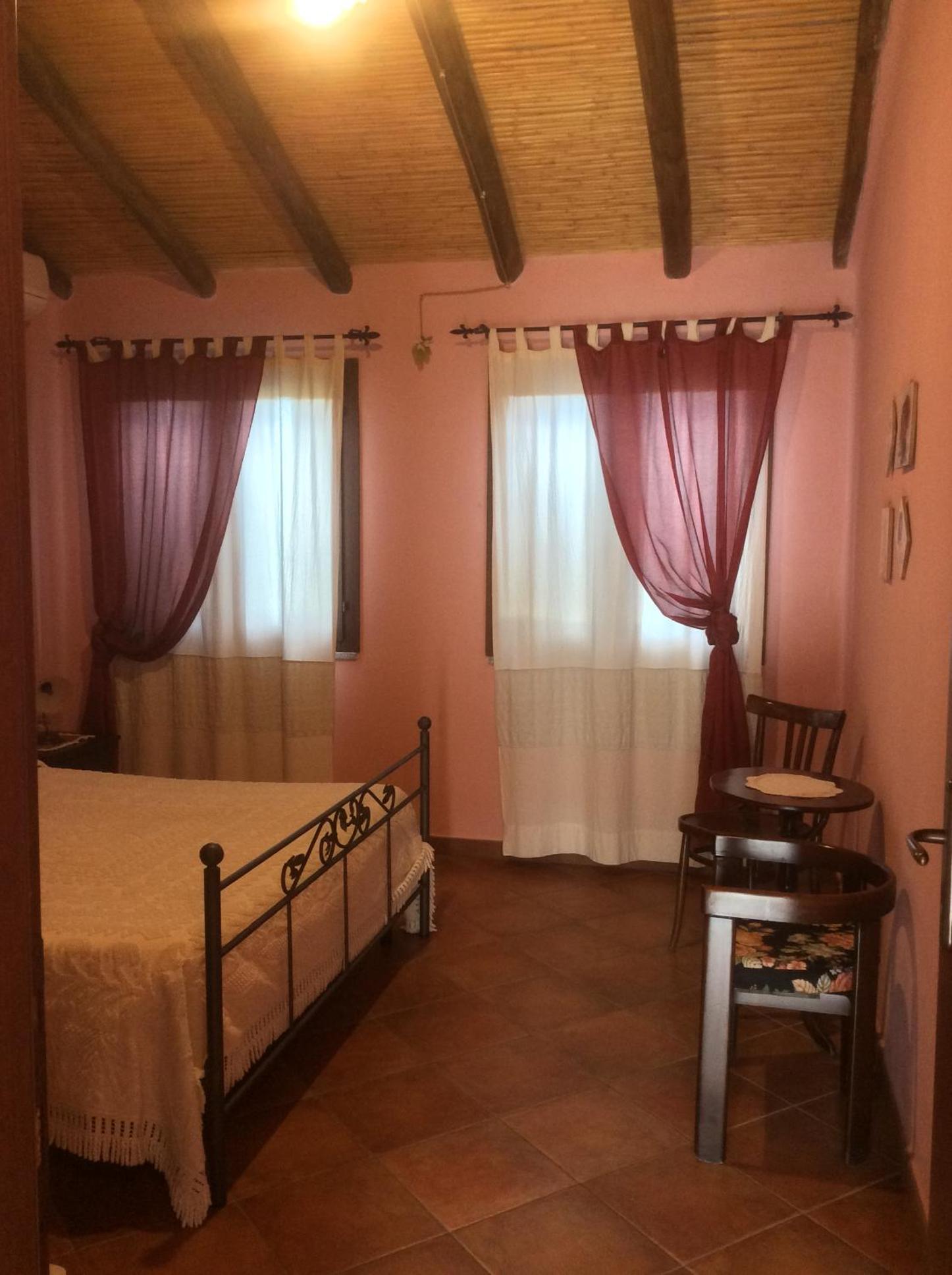Double Room - Photo 17