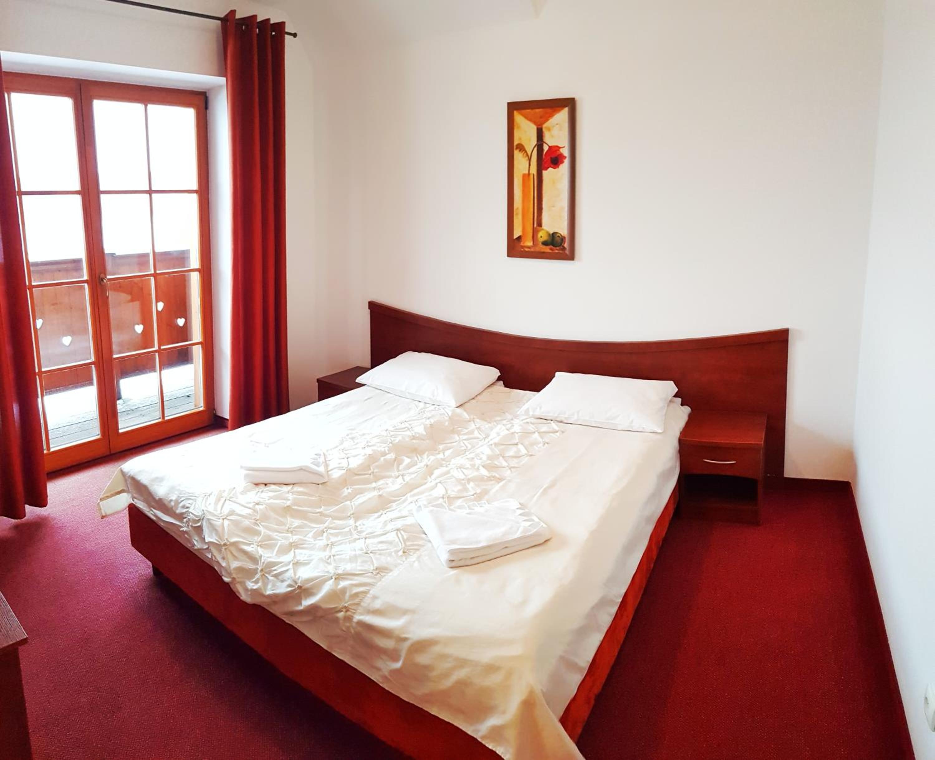 Deluxe Double Room with Bath - Photo 1