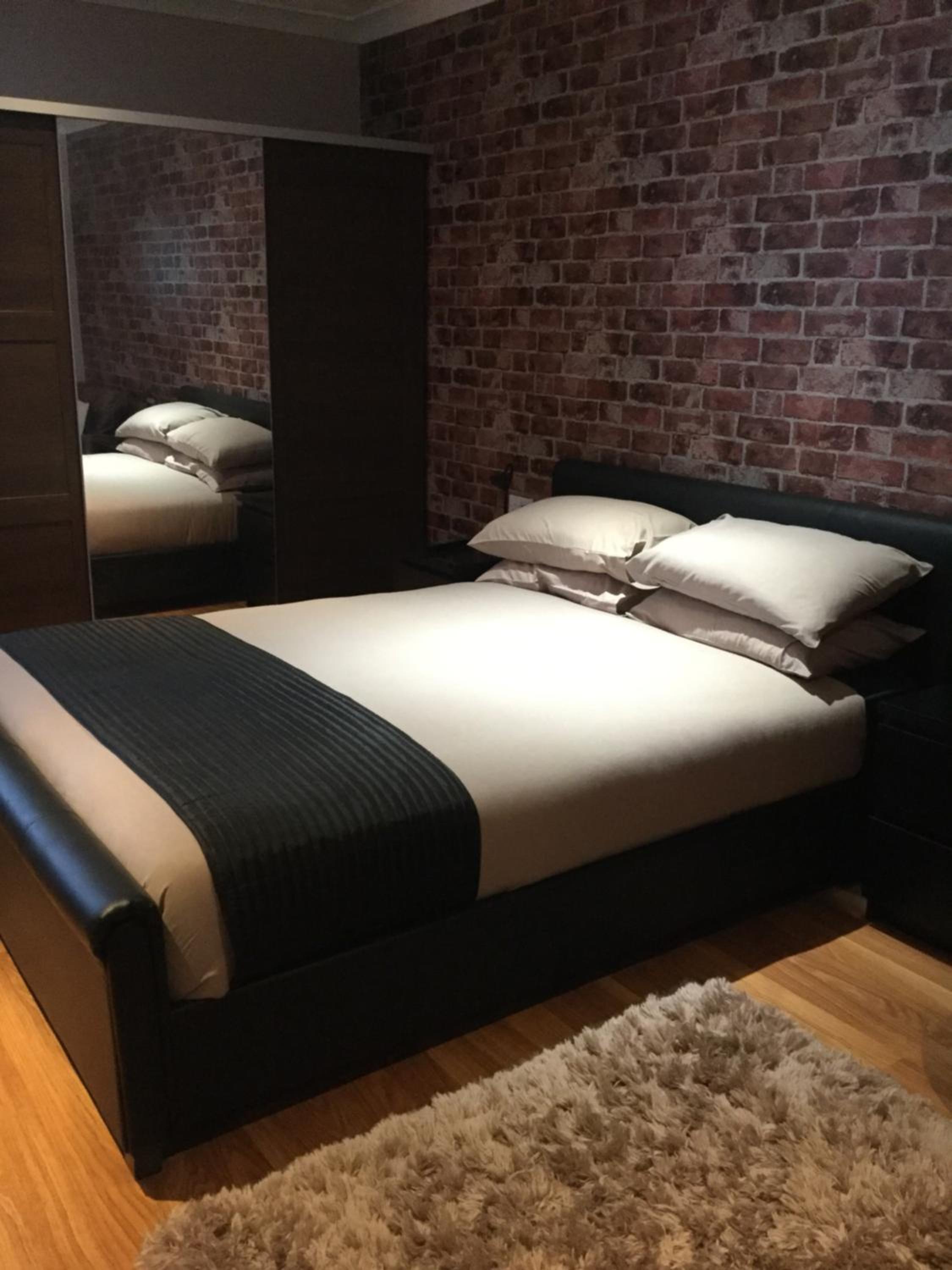 Twin Room with Private Bathroom - Photo 1