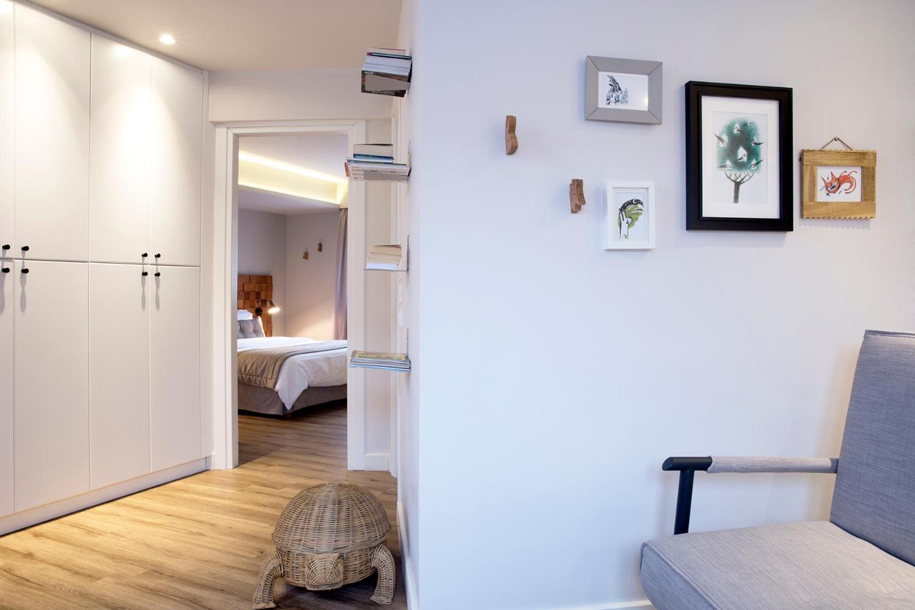 Premium One-Bedroom Suite - Photo 8