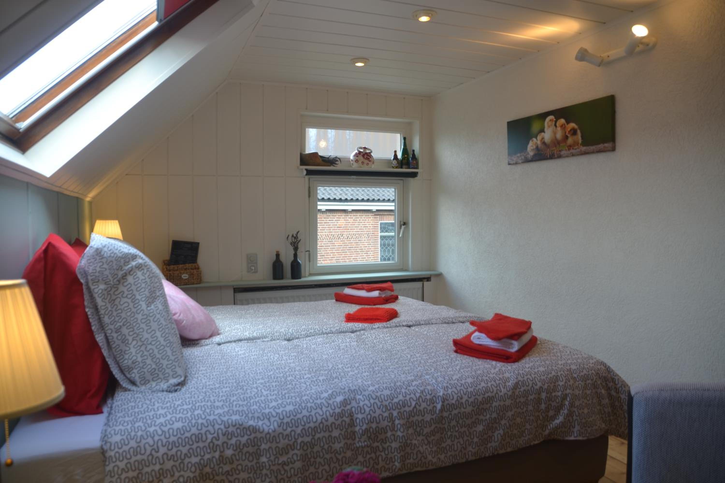Standard Double or Twin Room - Photo 3