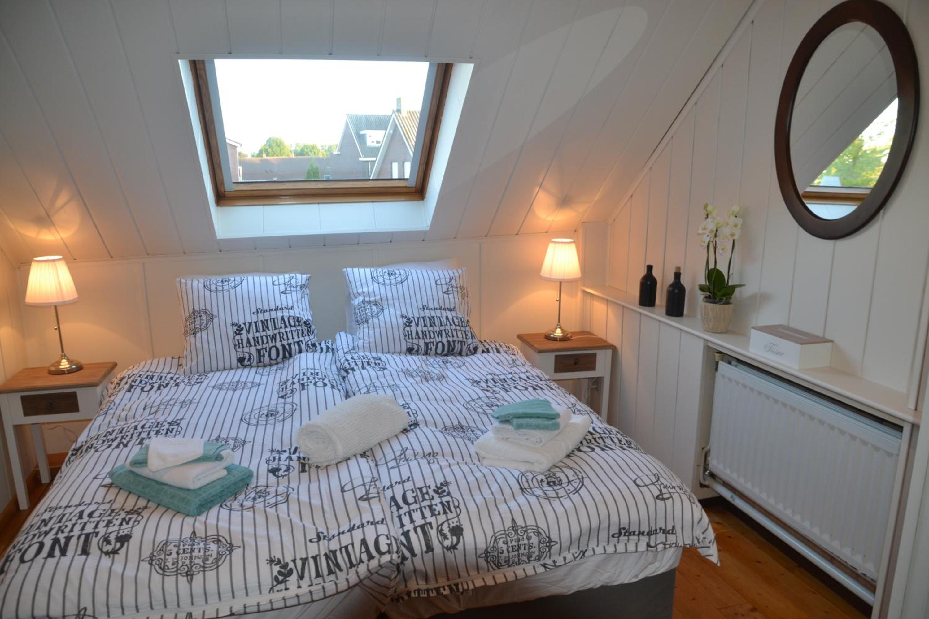 Standard Double or Twin Room - Photo 1
