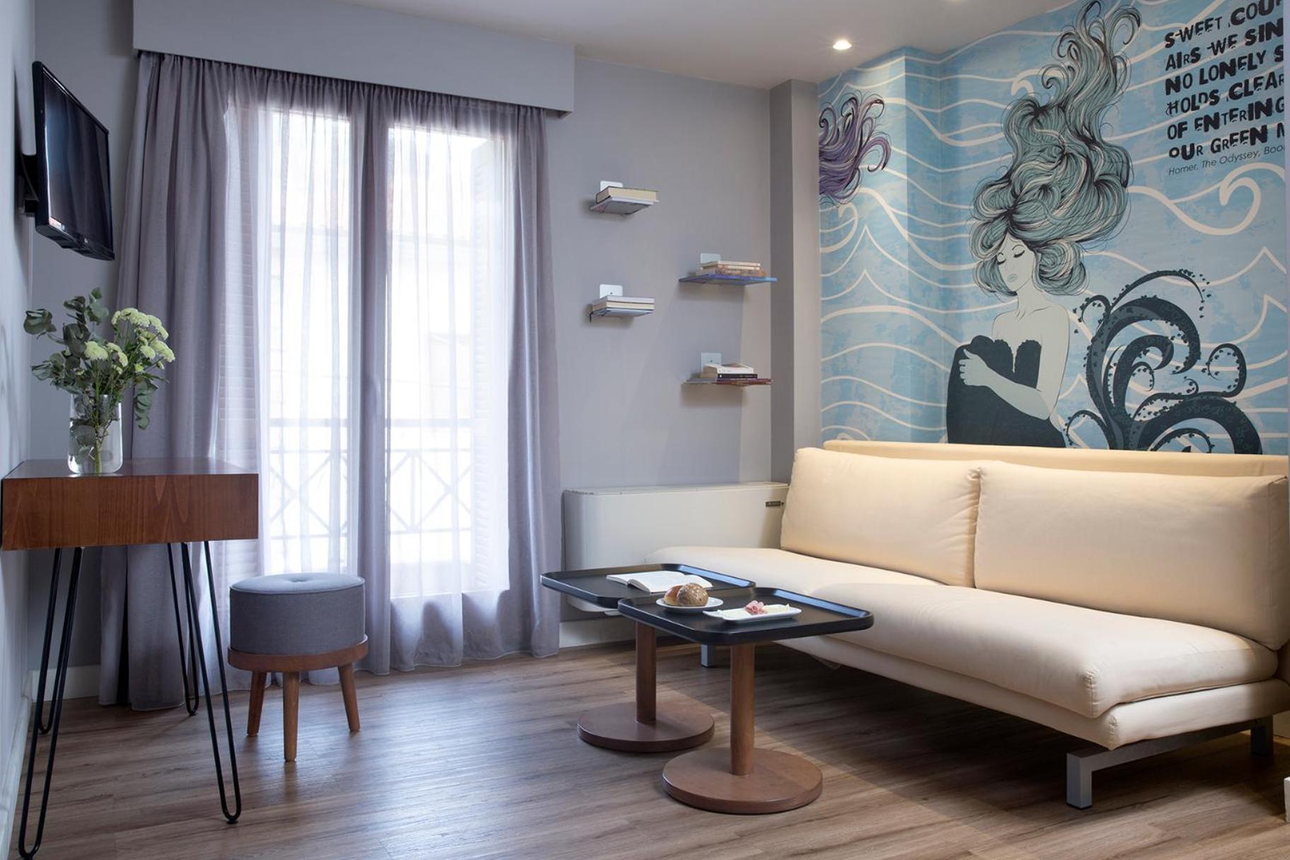 Premium One-Bedroom Suite - Photo 10