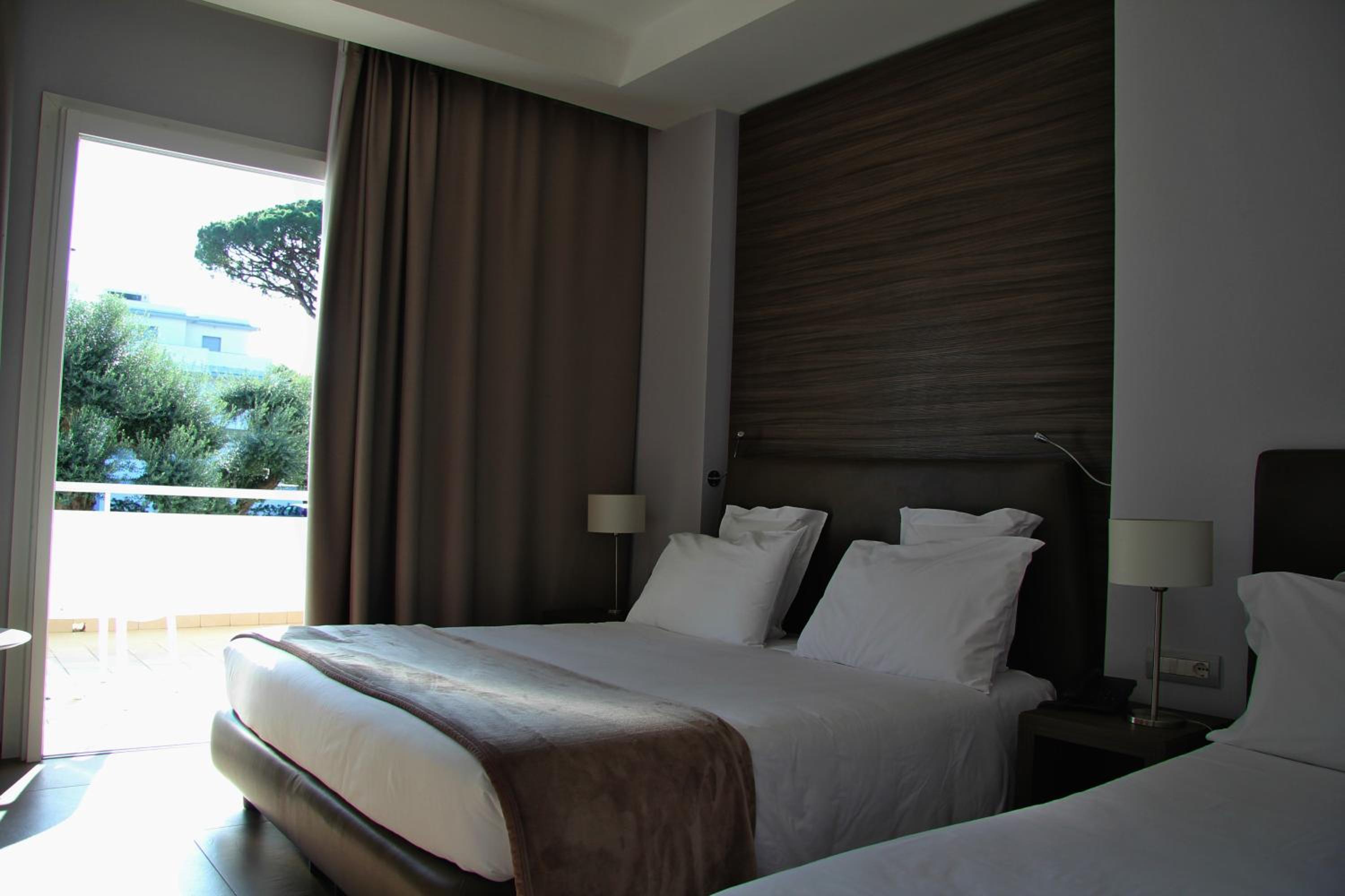 Double Room with Garden View - Photo 1