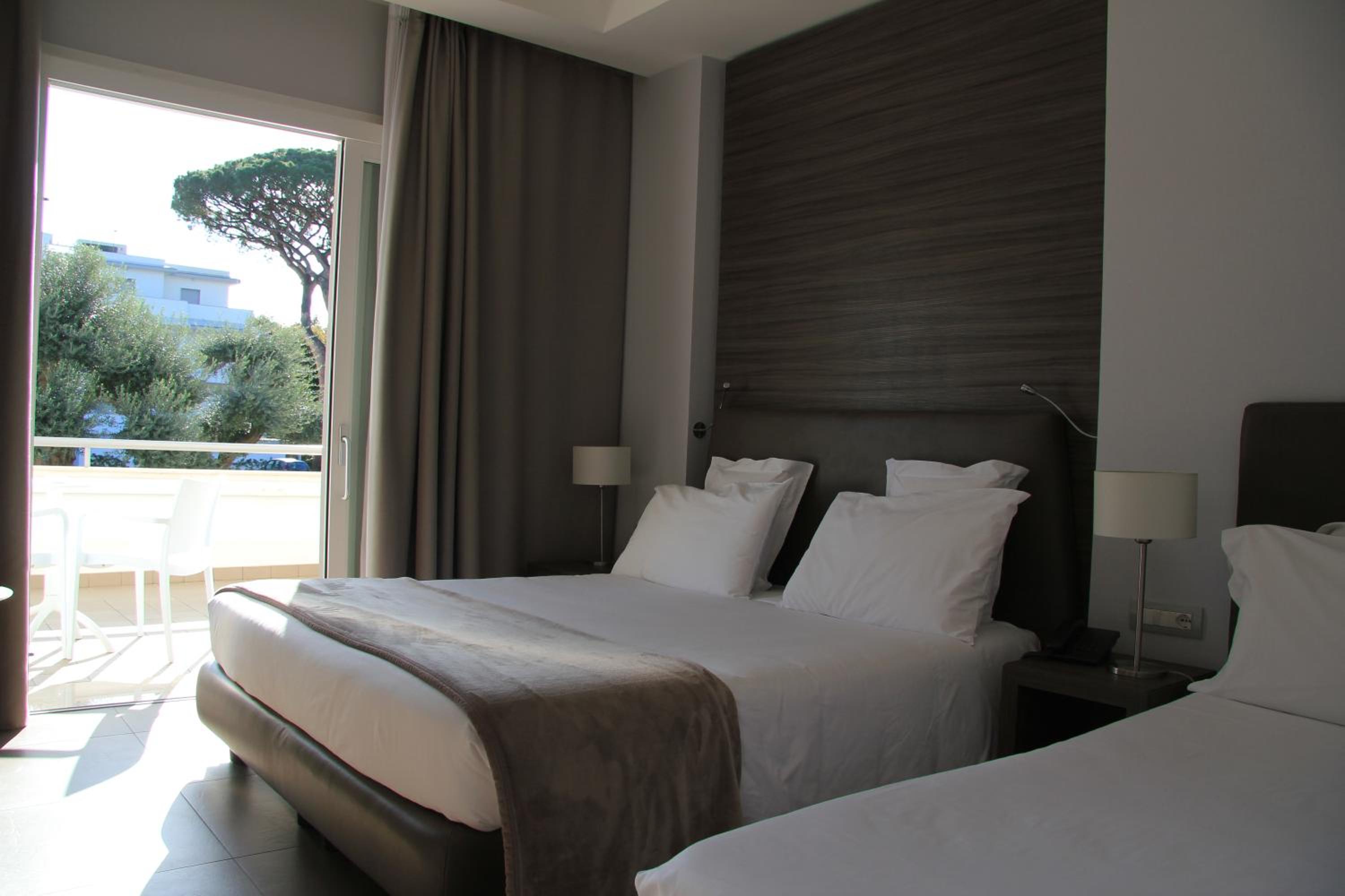 Triple Room with Sea View - Photo 1