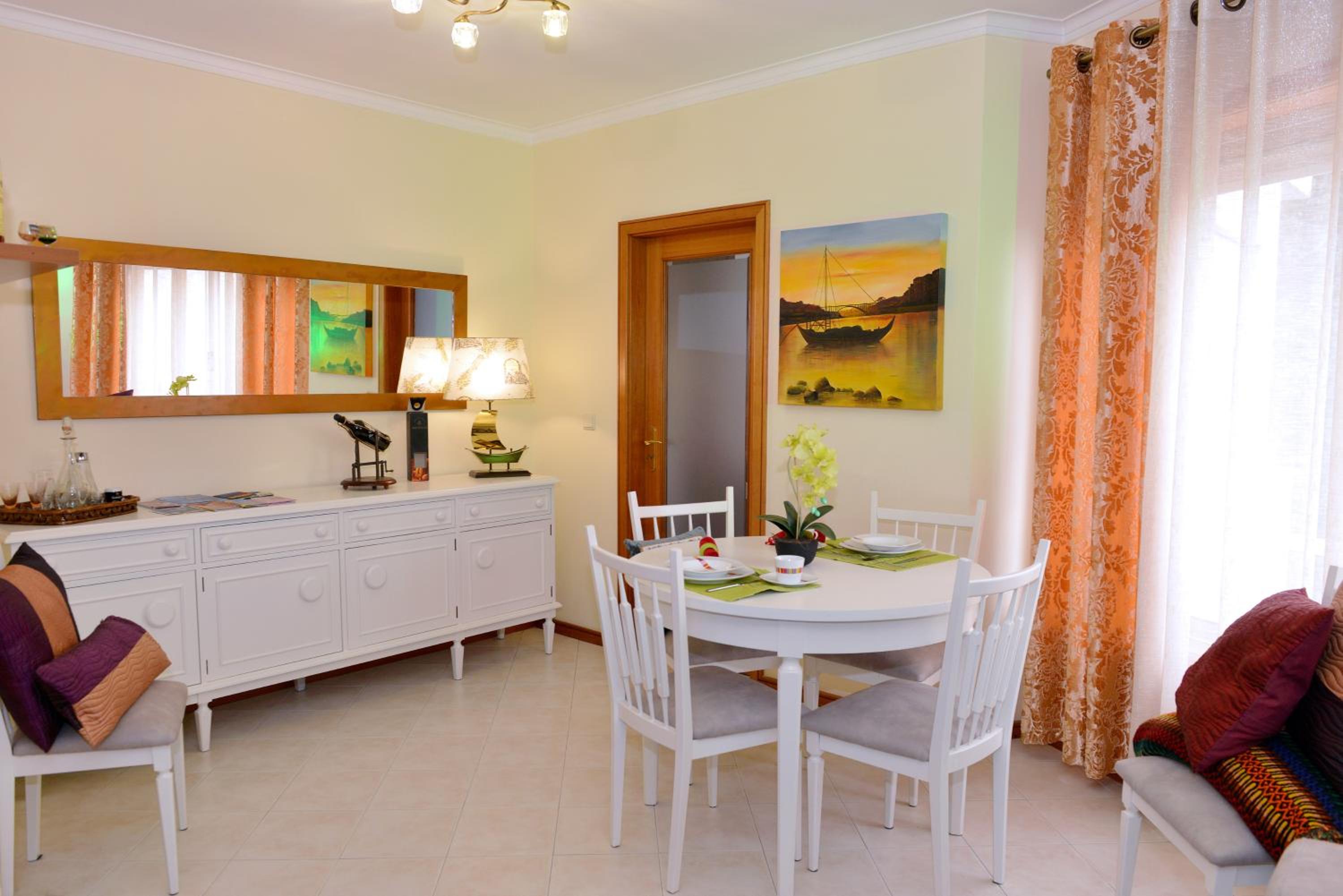 Two-Bedroom Apartment - Photo 17
