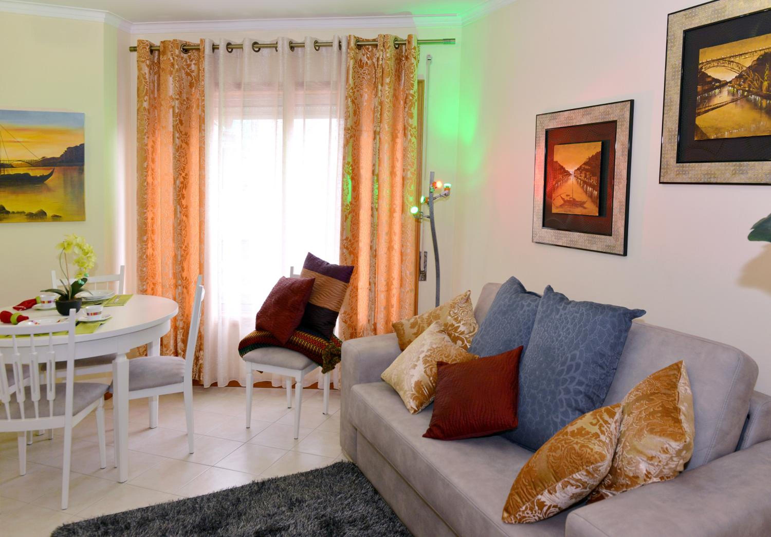 Two-Bedroom Apartment - Photo 18