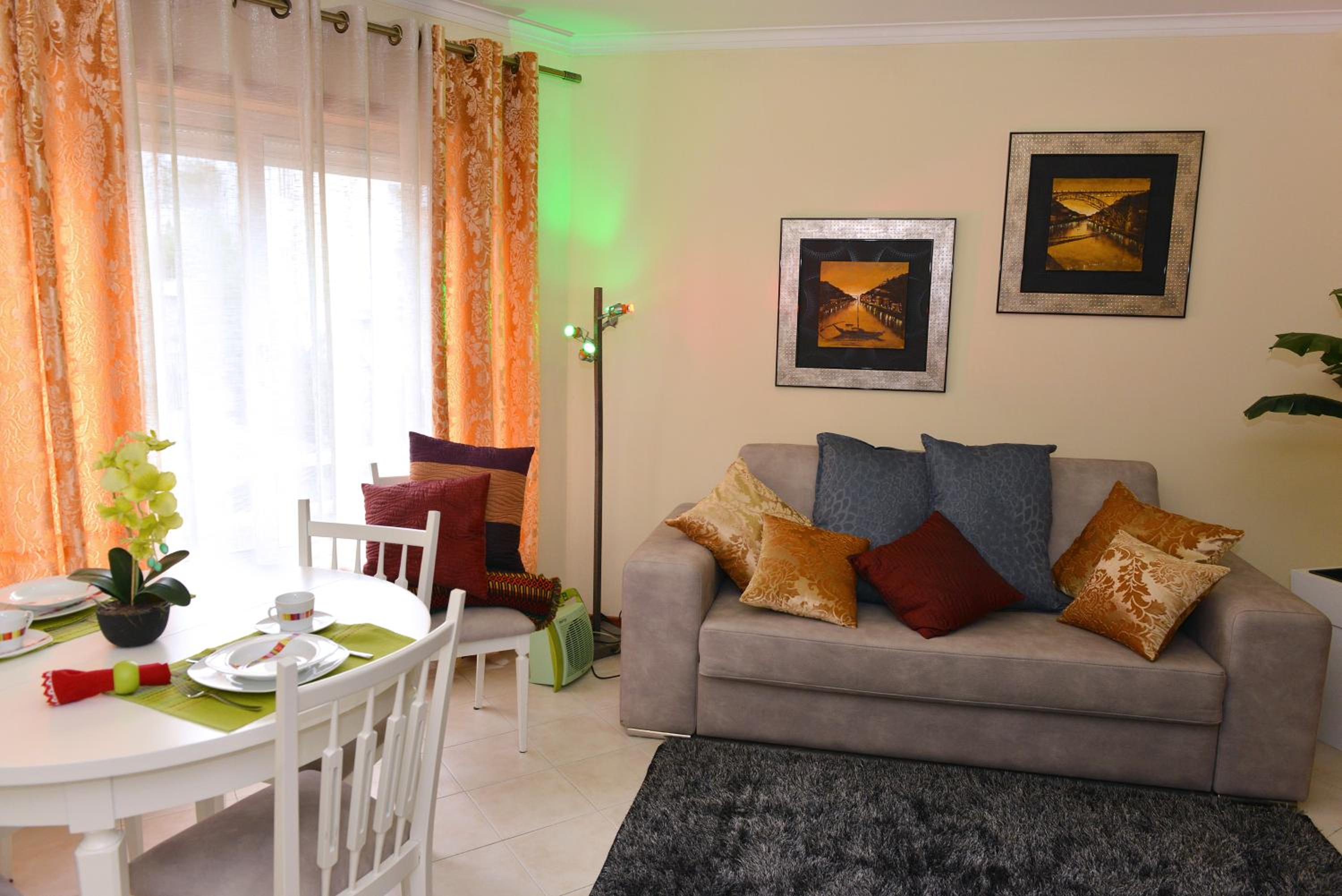 Two-Bedroom Apartment - Photo 19