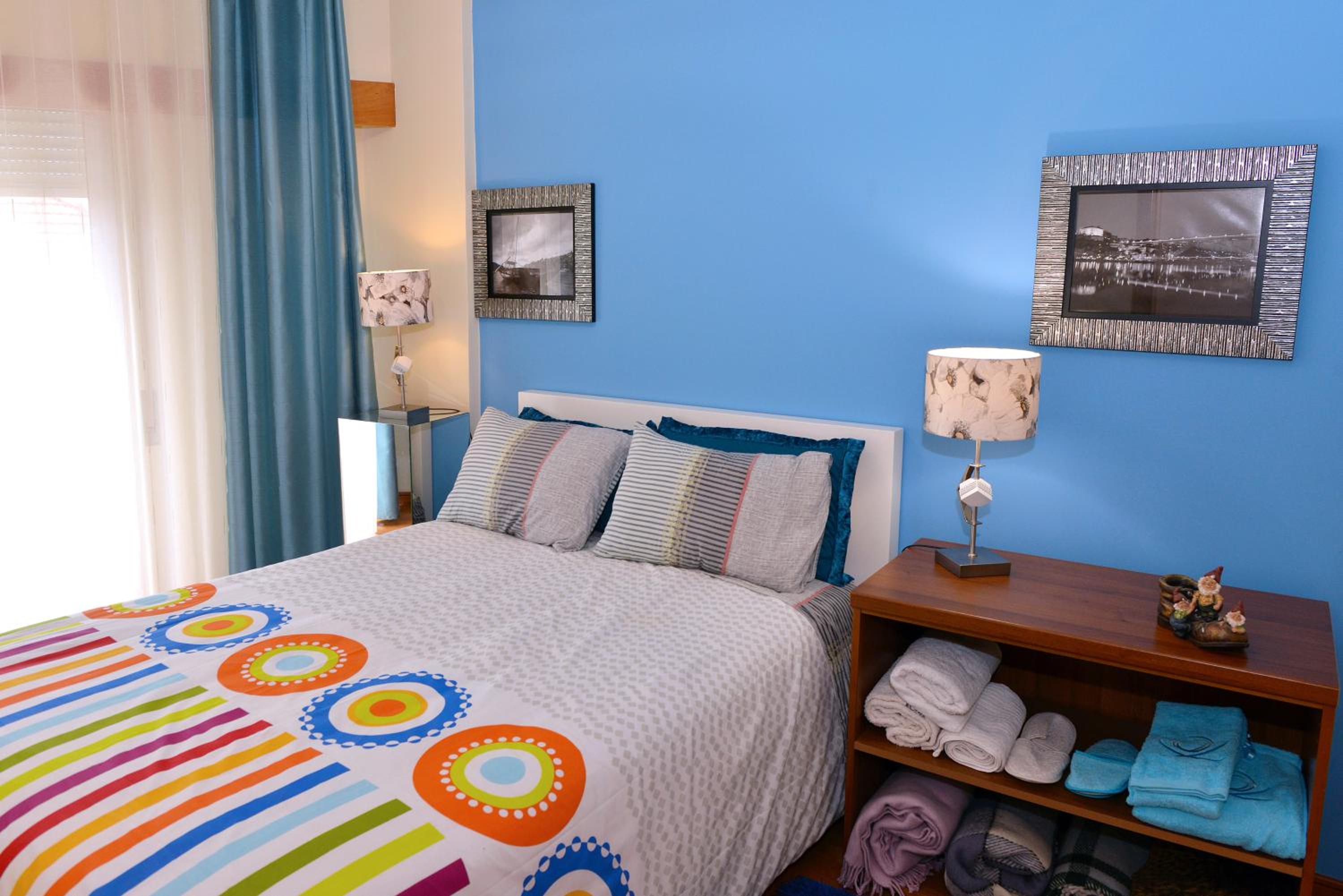 Two-Bedroom Apartment - Photo 22