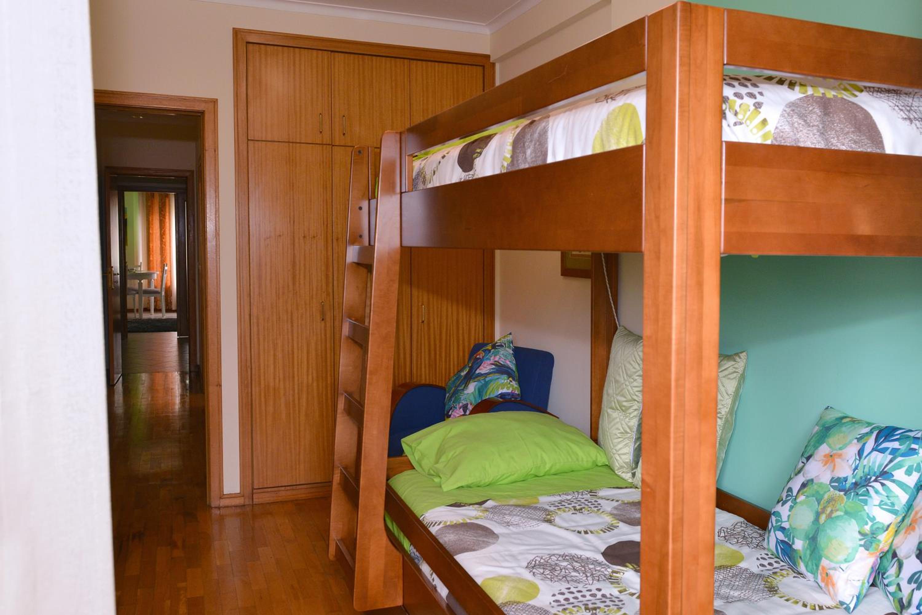 Two-Bedroom Apartment - Photo 3