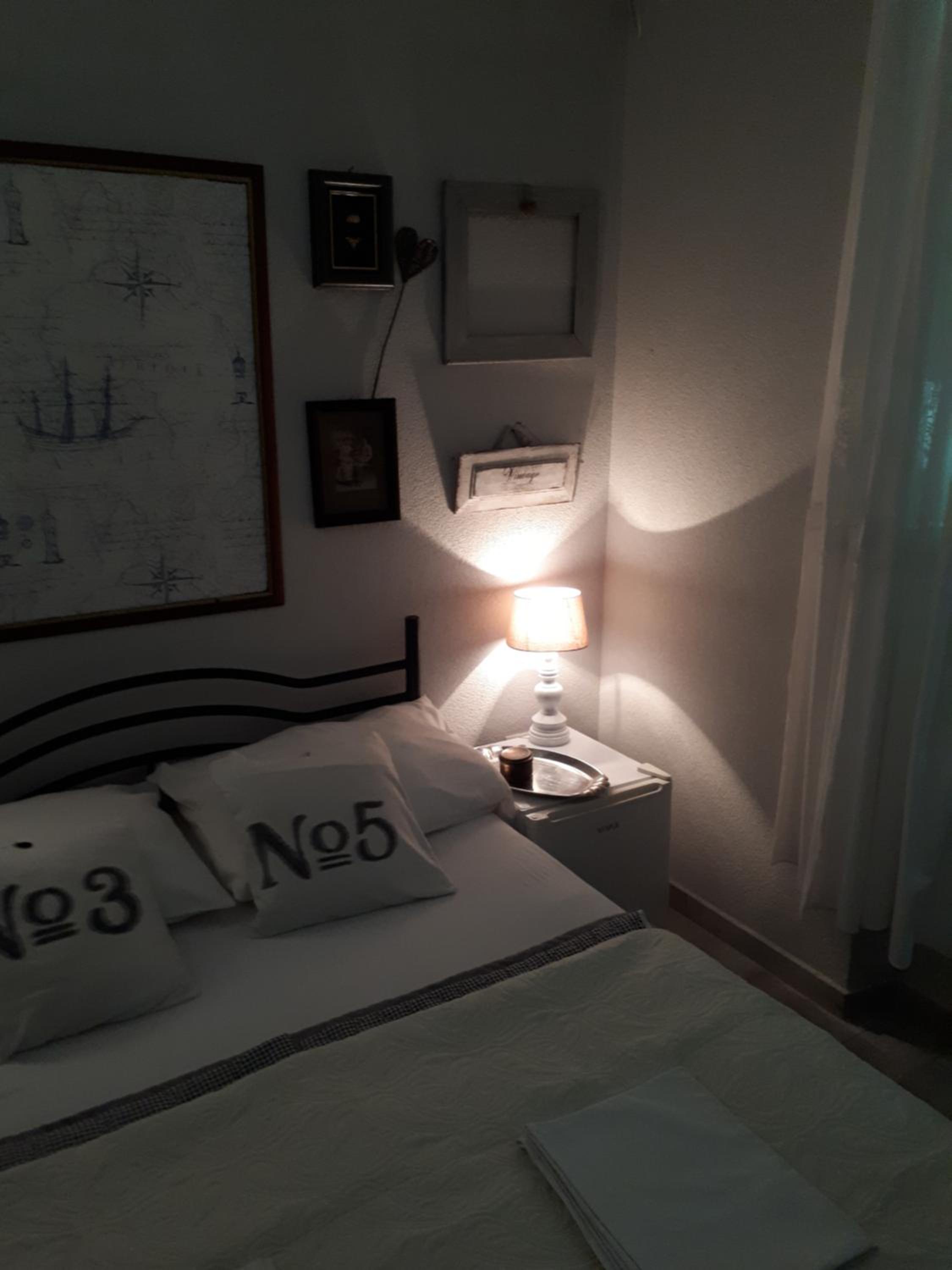 Large Double Room photo 1