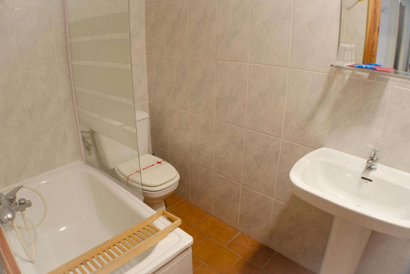Single Room photo 3
