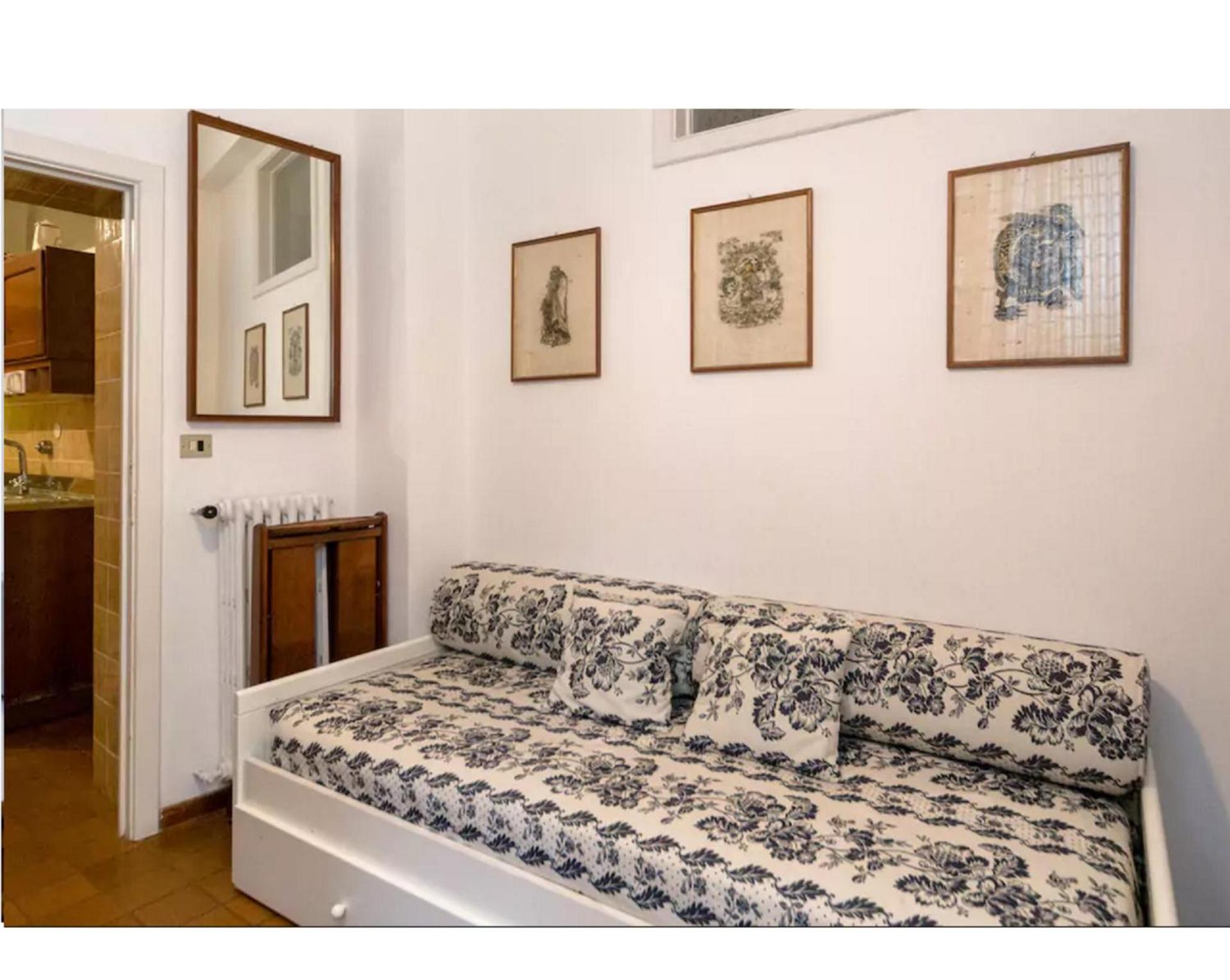 Apartment with Sea View photo 1
