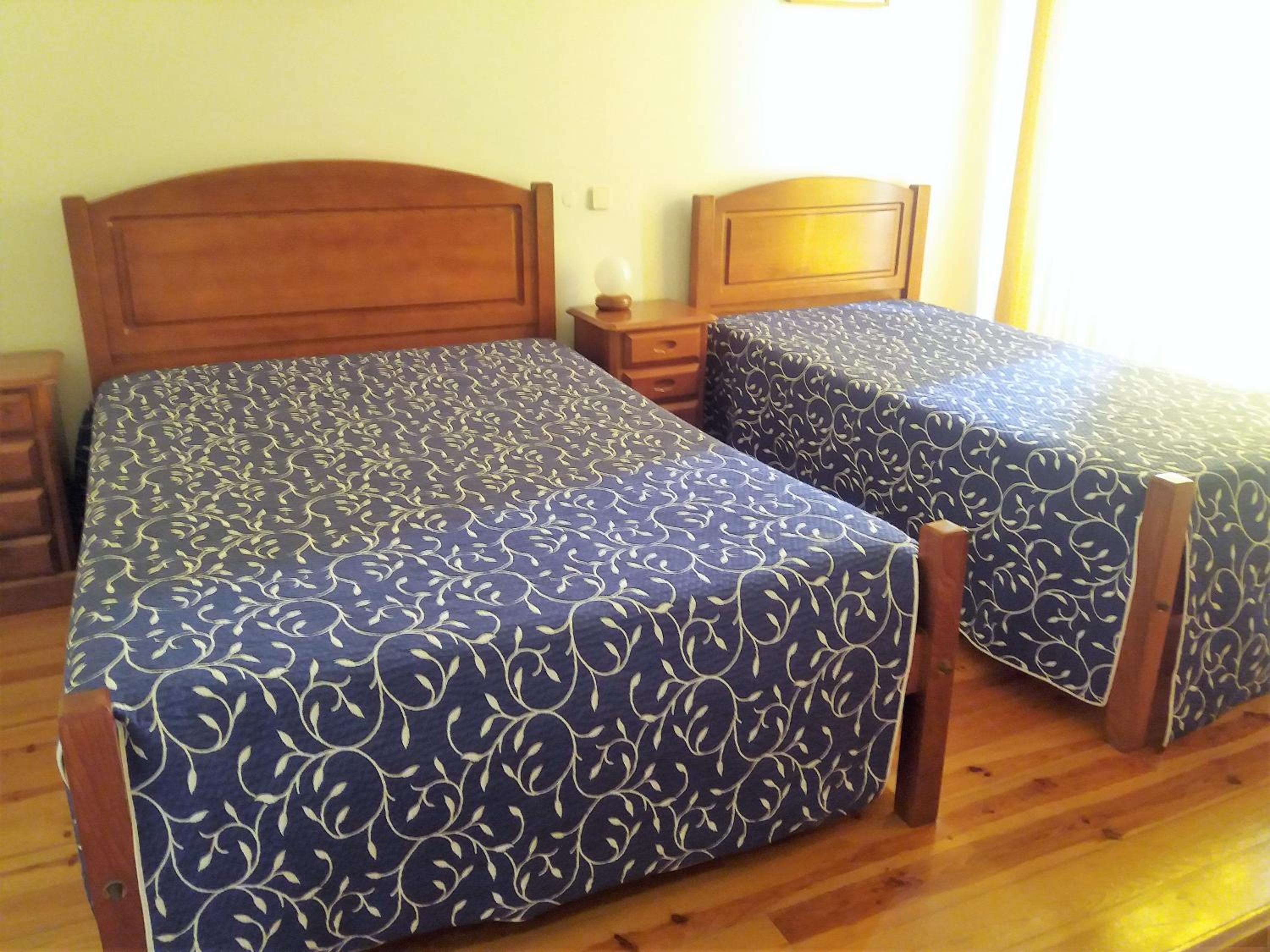 Double Room with Extra Bed - Photo 9
