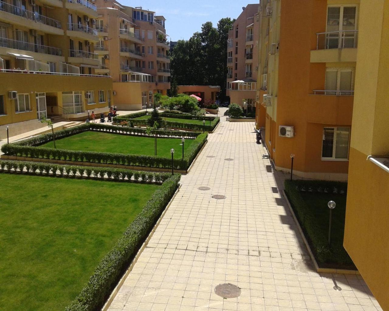 Apartment - Photo 24