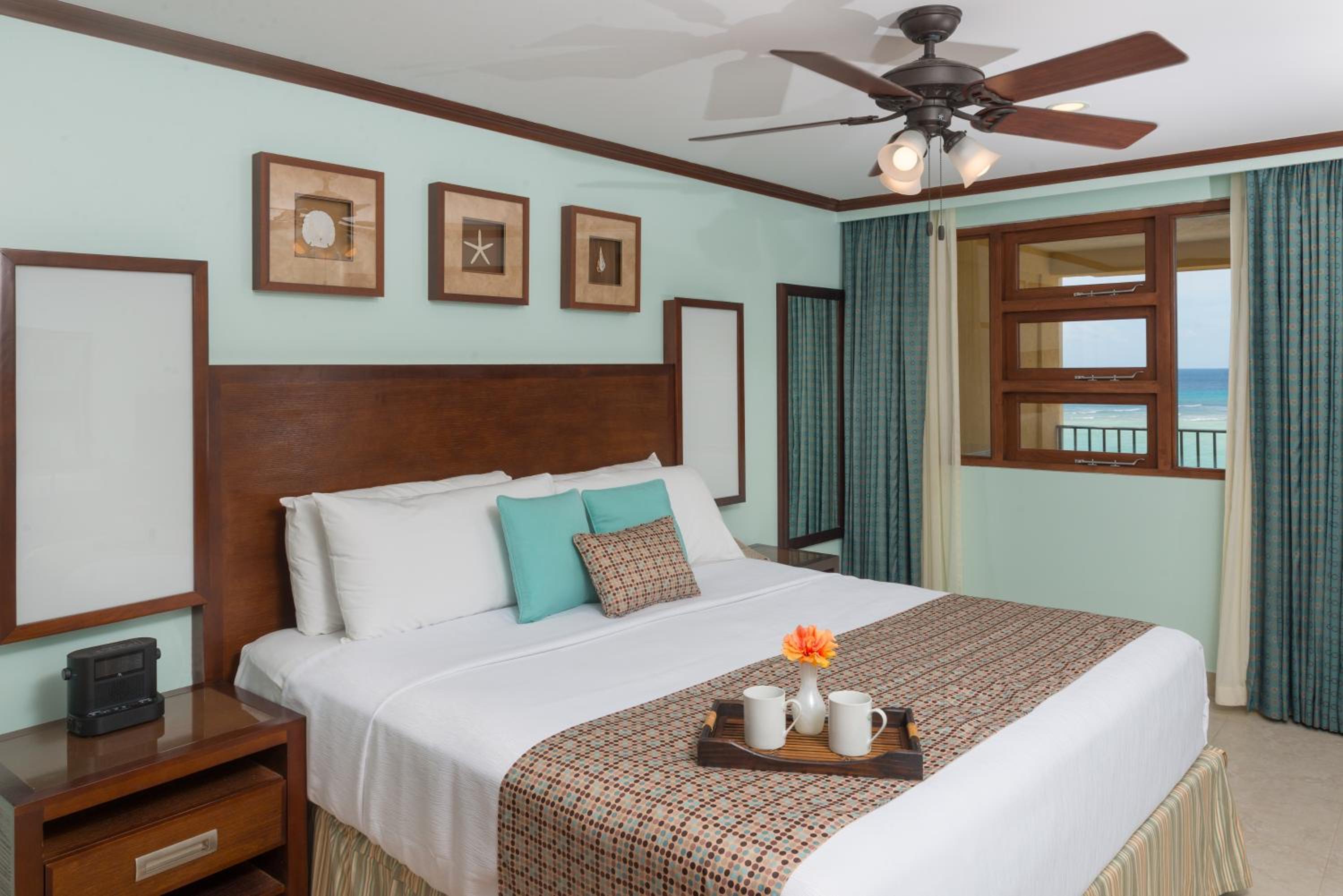 Two Bedroom Penthouse Suite with Seaview photo 3