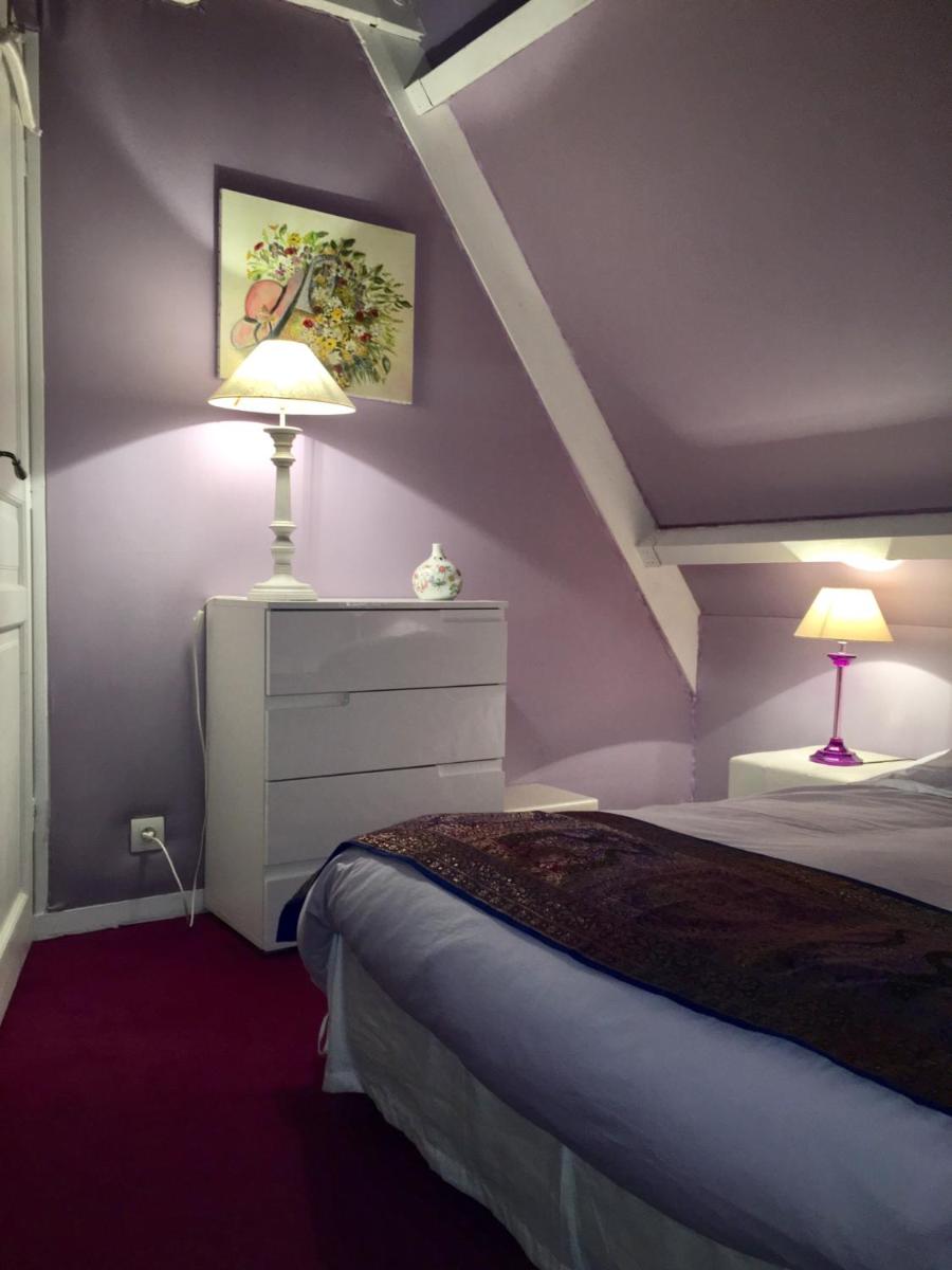 Double Room with Private External Bathroom photo 3