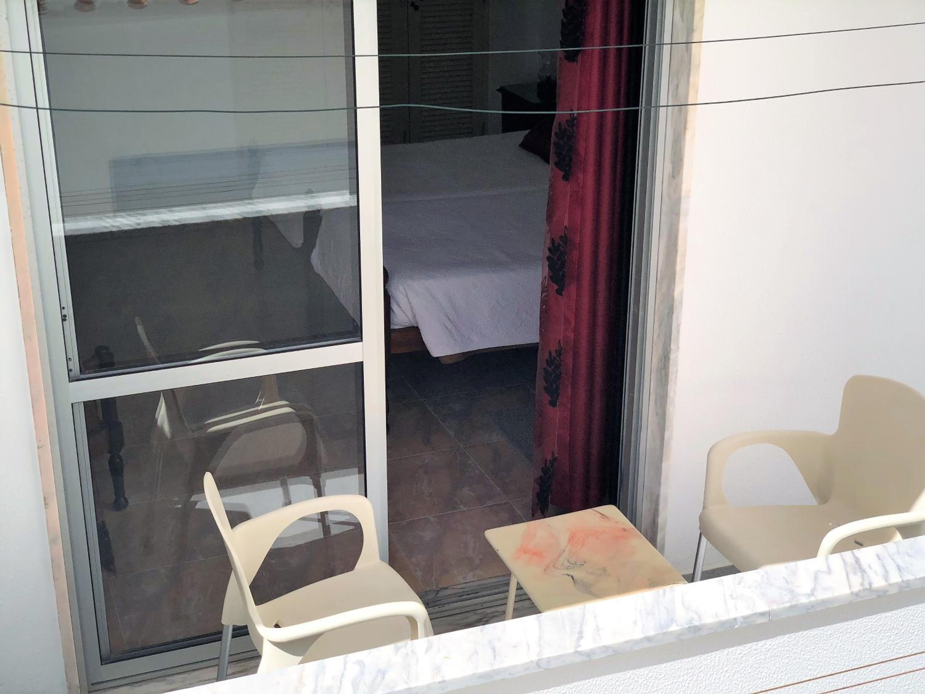 Standard Double or Twin Room (Shared bathroom) photo 2